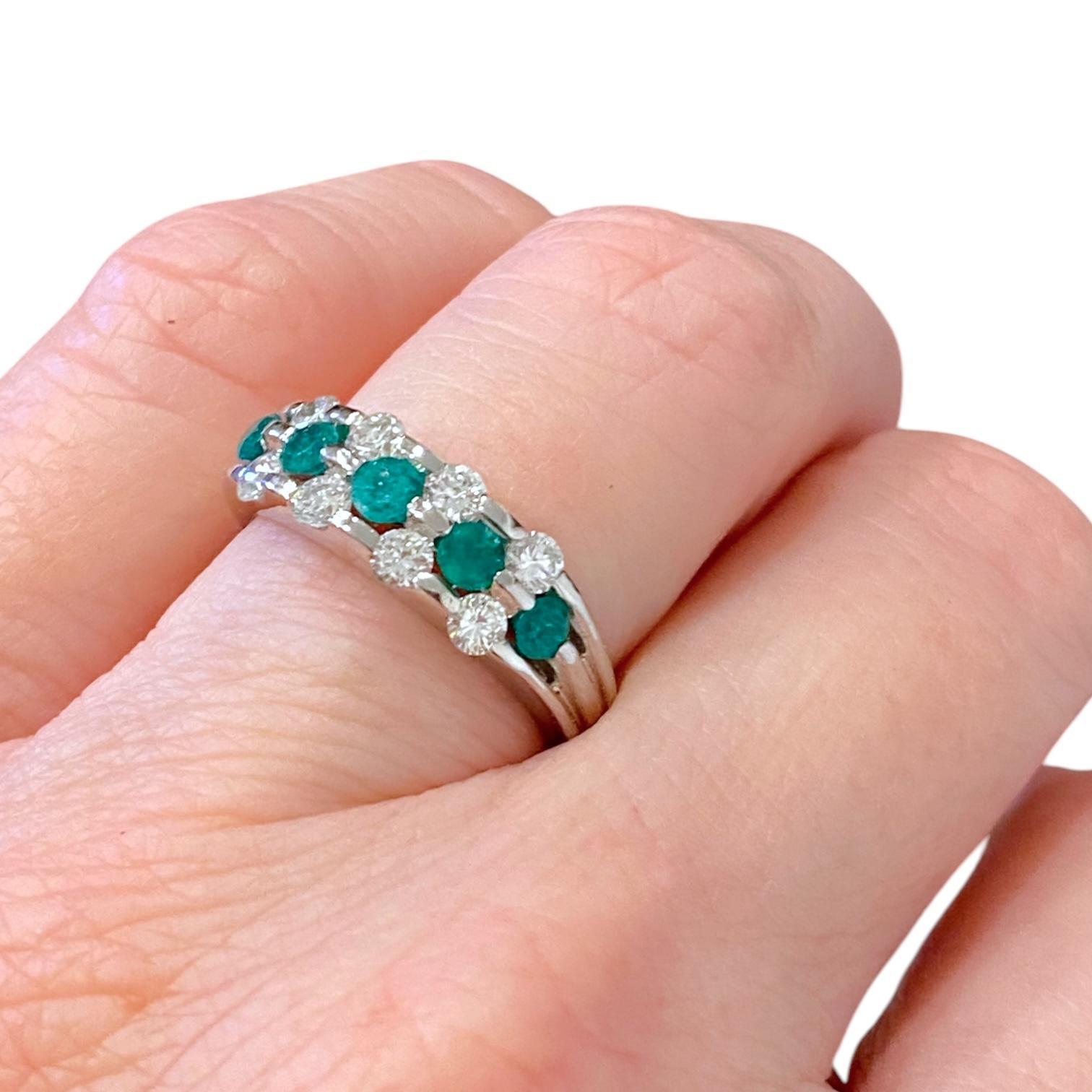 Platin-Ring mit Smaragd und Diamant im Angebot 4