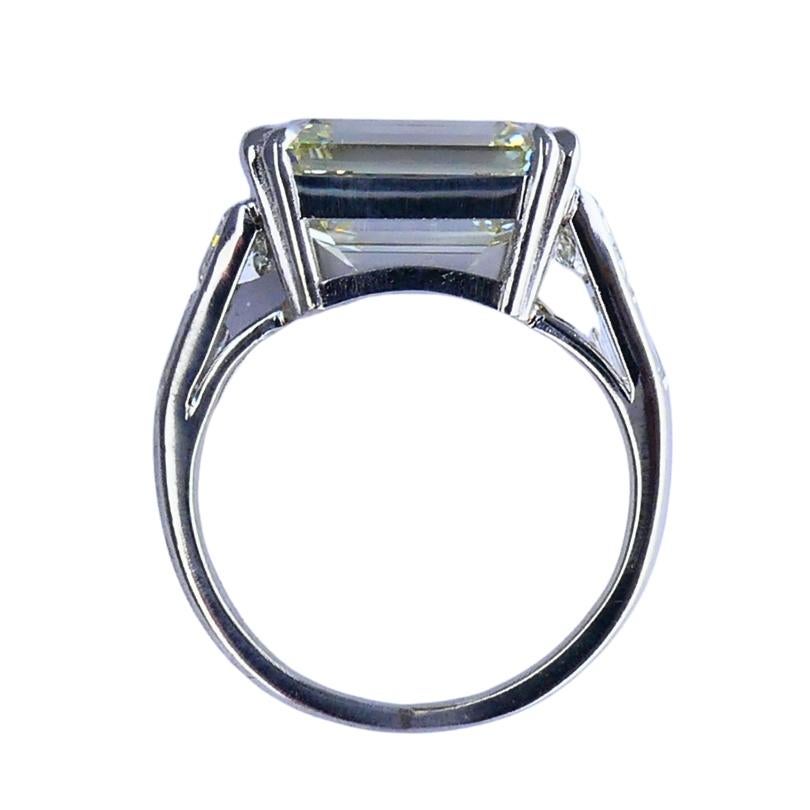 Vintage Platinum Engagement Ring Emerald Cut Diamond 6.28cts Estate Jewelry en vente 3