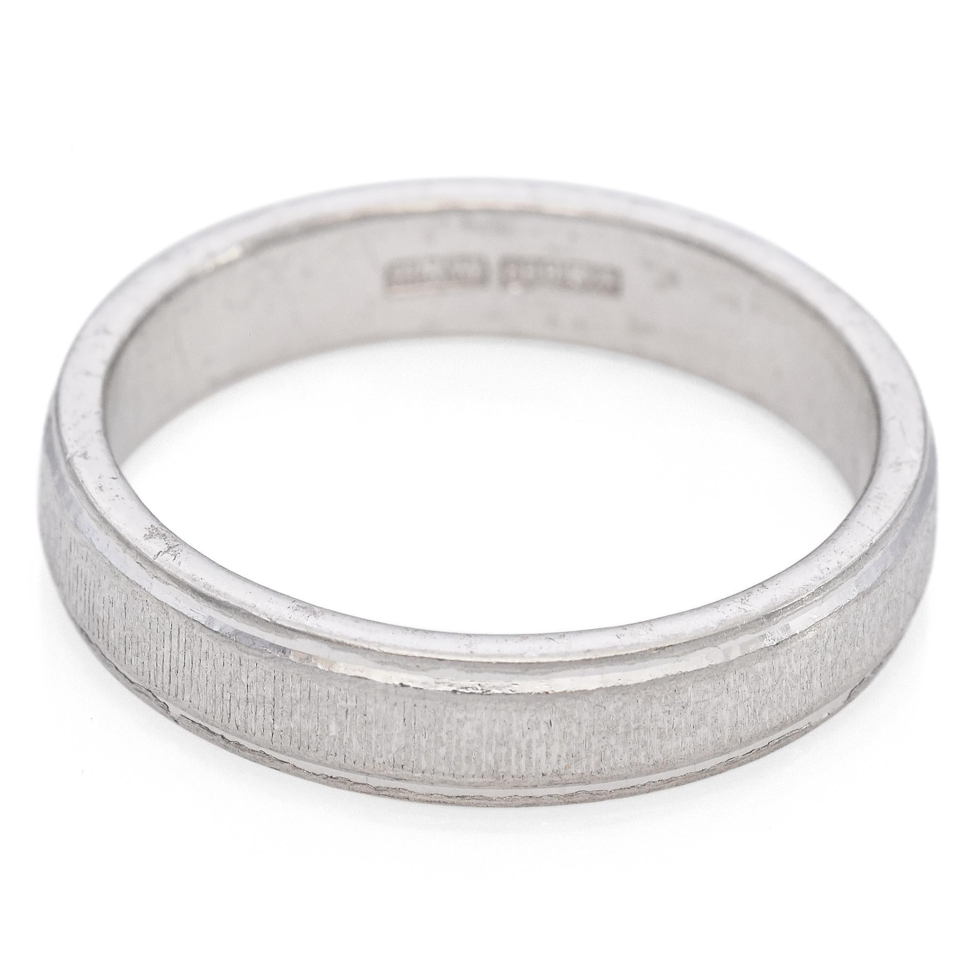 Vintage Platinum Etched Wedding Band For Sale 1