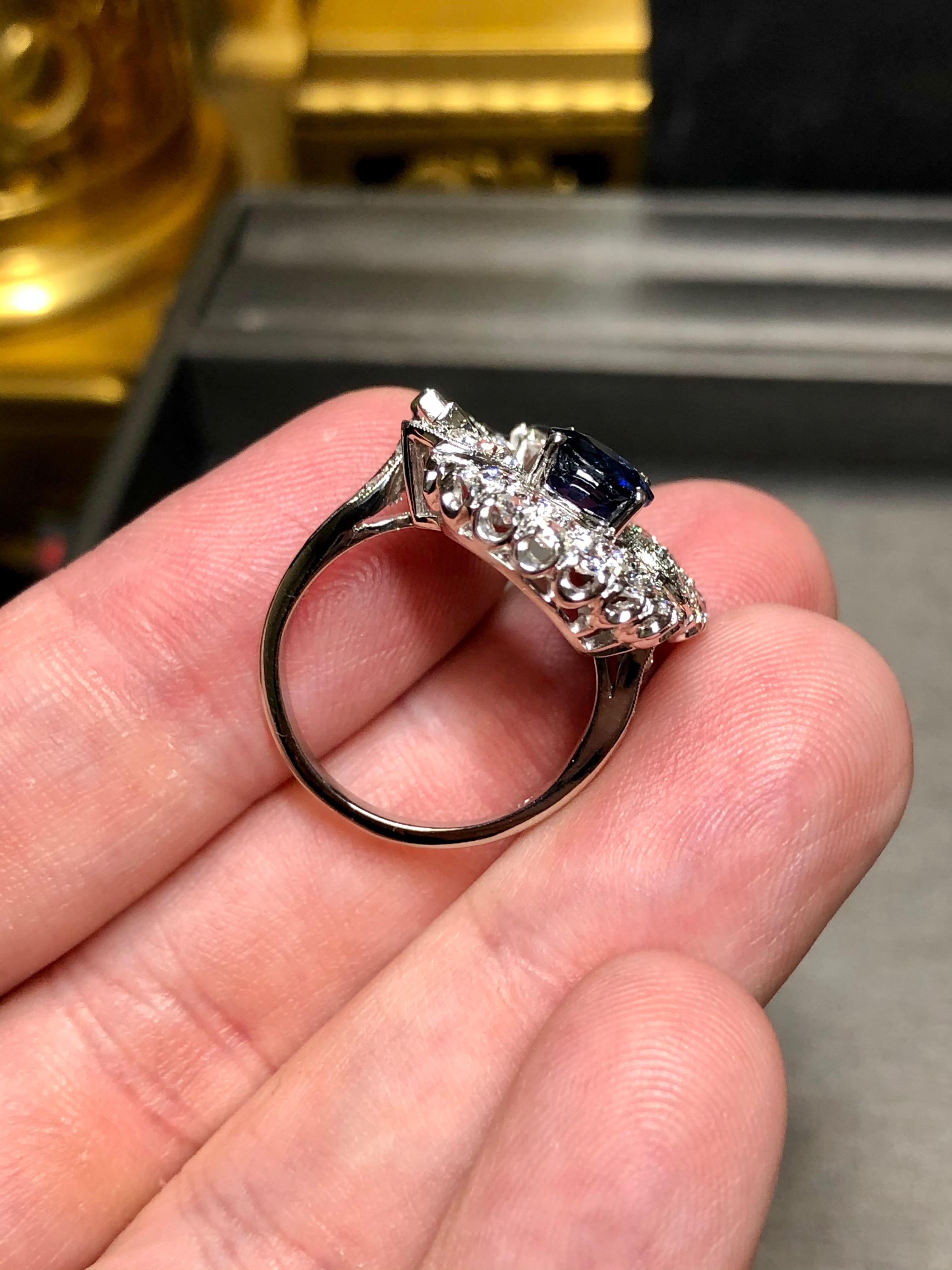 Women's or Men's Vintage Platinum European Mine Diamond Sapphire Freeform Cocktail Ring Sz 7.25 For Sale