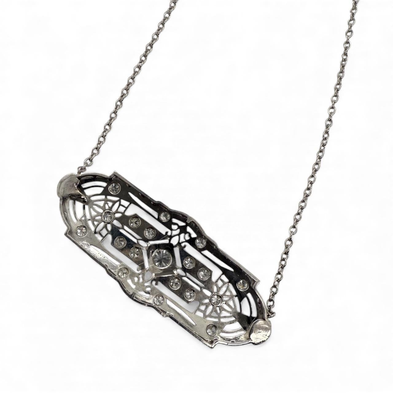 Collana di conversione con spilla in platino filigrana e diamanti d'epoca in vendita 2