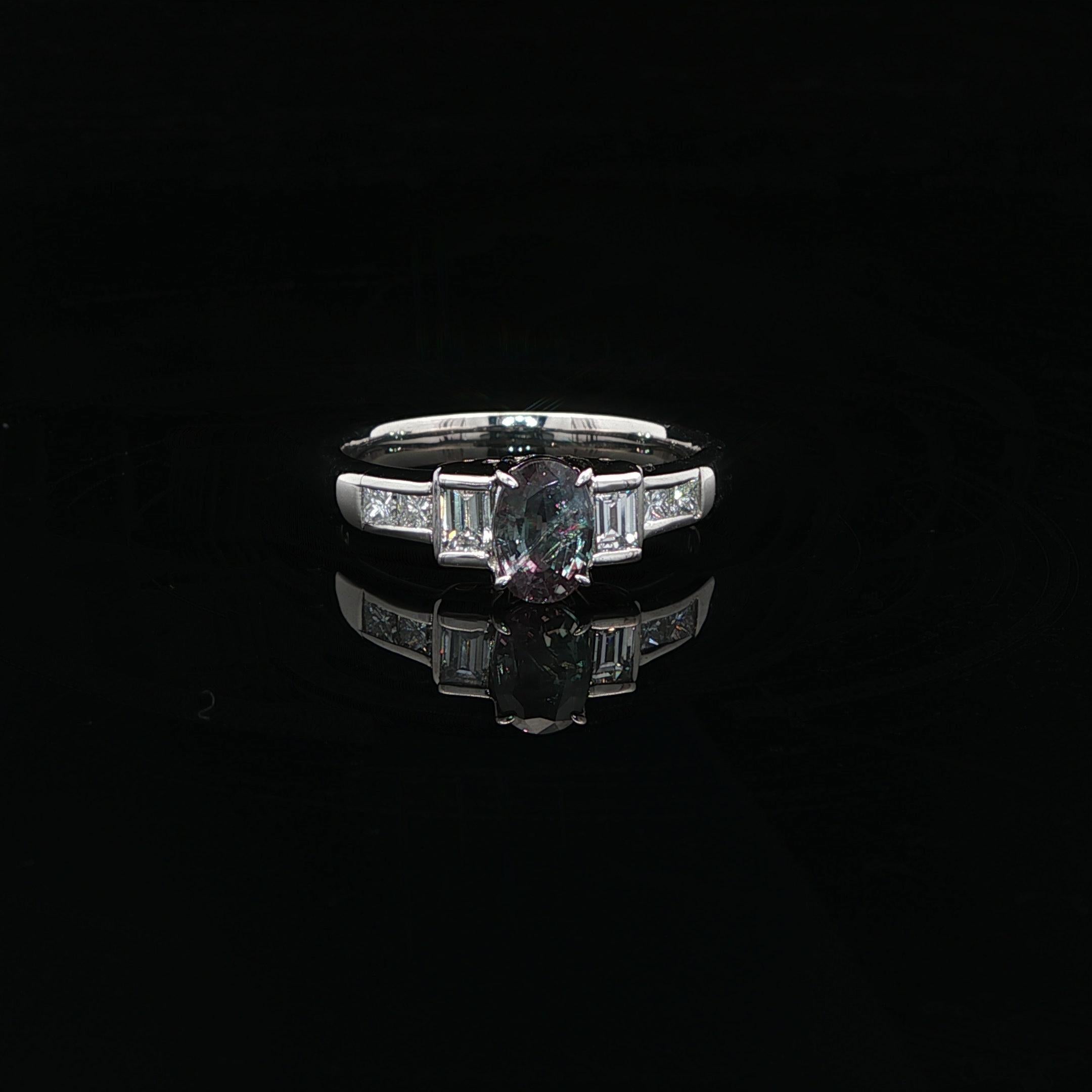 Vintage Platinum GIA 1.02ctw Oval Green Purple Brazil Alexandrite Diamond Ring For Sale 3