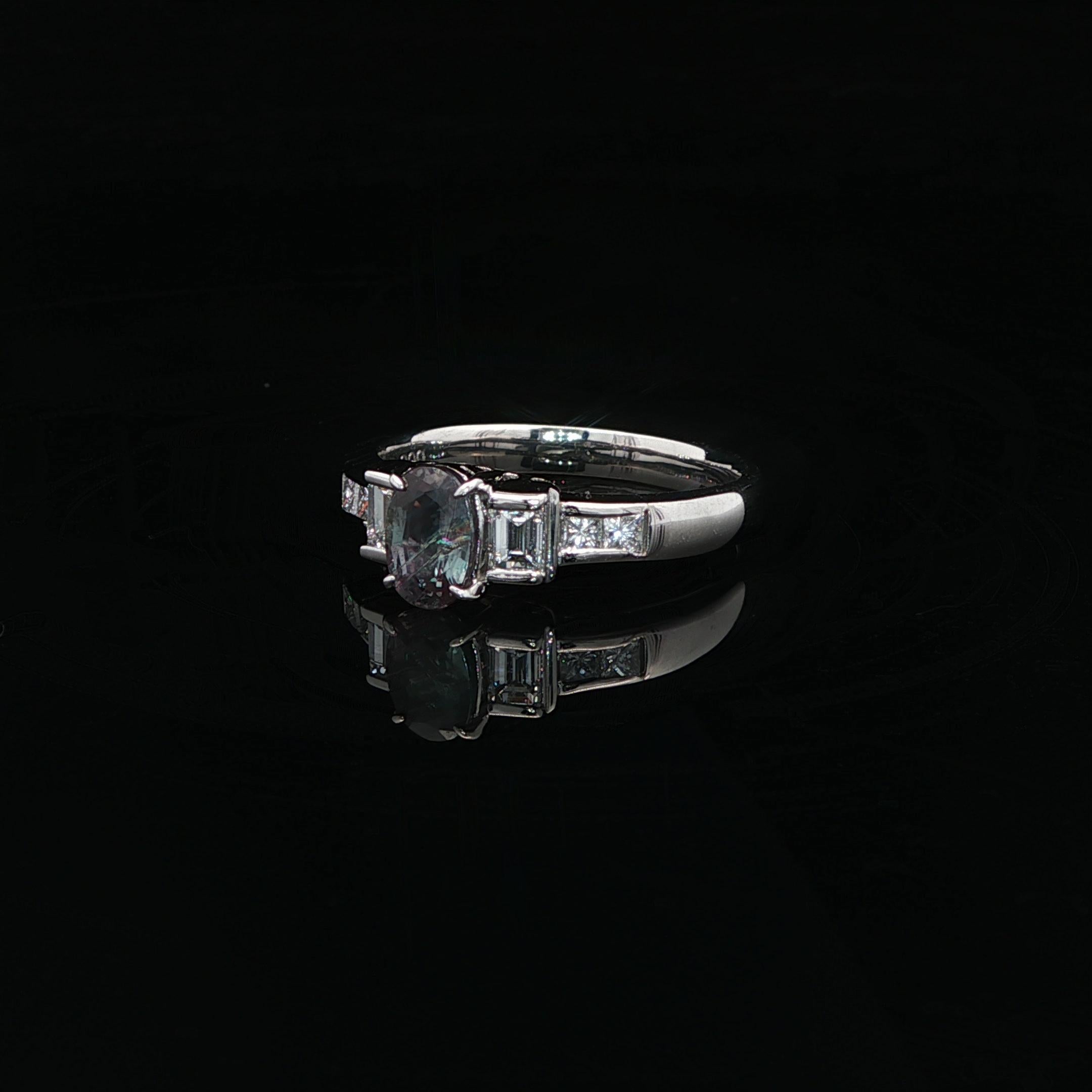 Vintage Platinum GIA 1.02ctw Oval Green Purple Brazil Alexandrite Diamond Ring For Sale 4