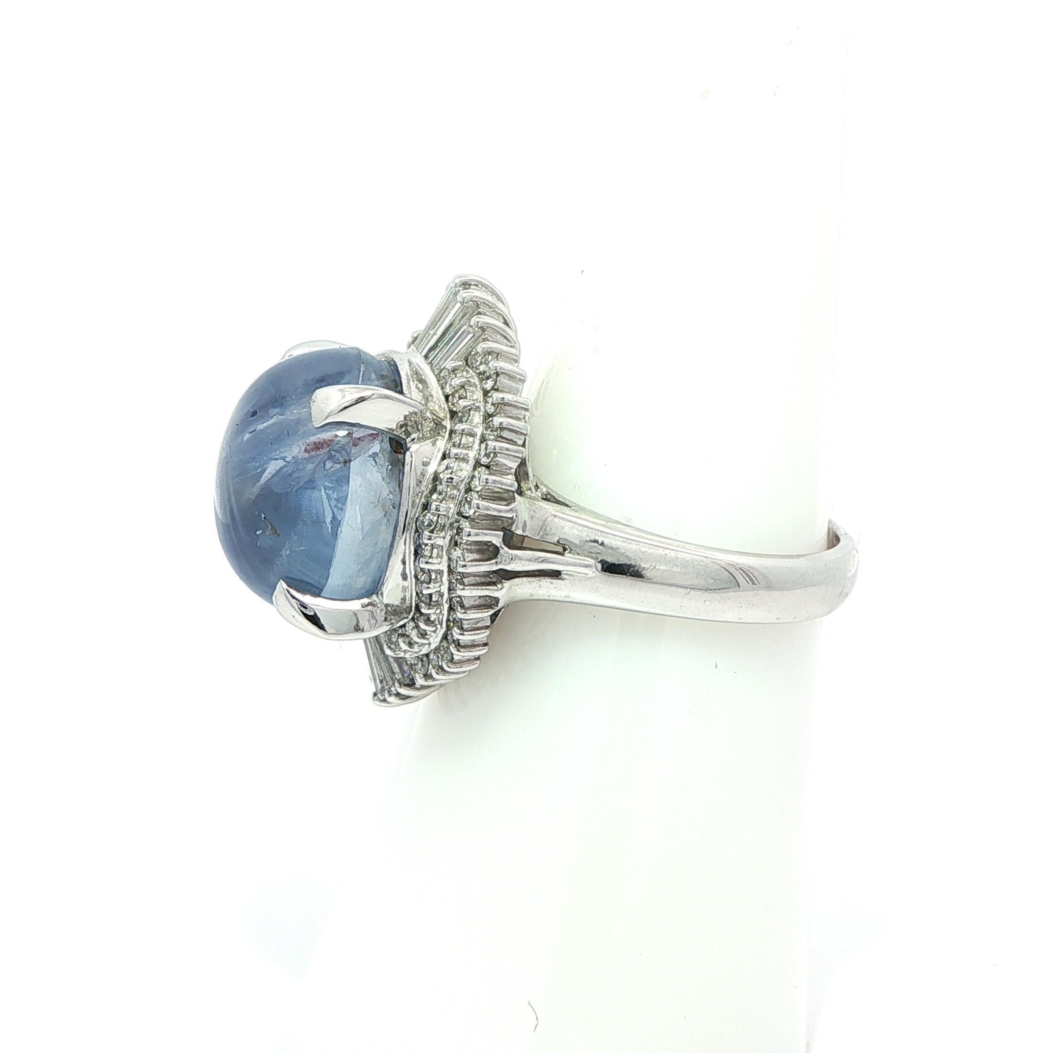 Women's Vintage Platinum GIA 13.89ctw Cabochon Nice Blue Star Sapphire w/ Diamond Ring For Sale
