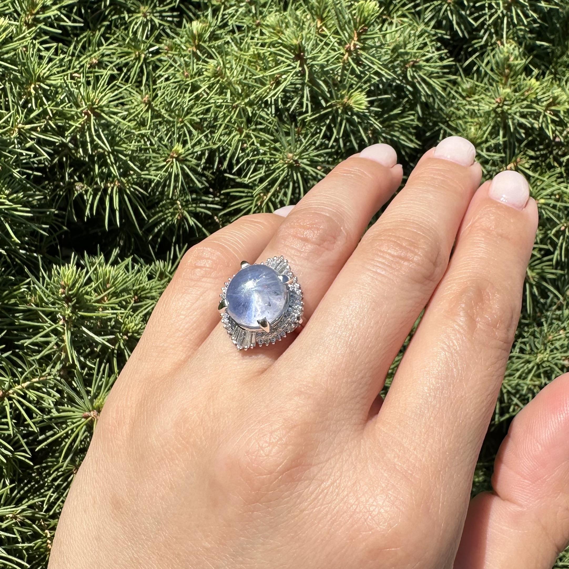Vintage Platinum GIA 13.89ctw Cabochon Nice Blue Star Sapphire w/ Diamond Ring For Sale 4