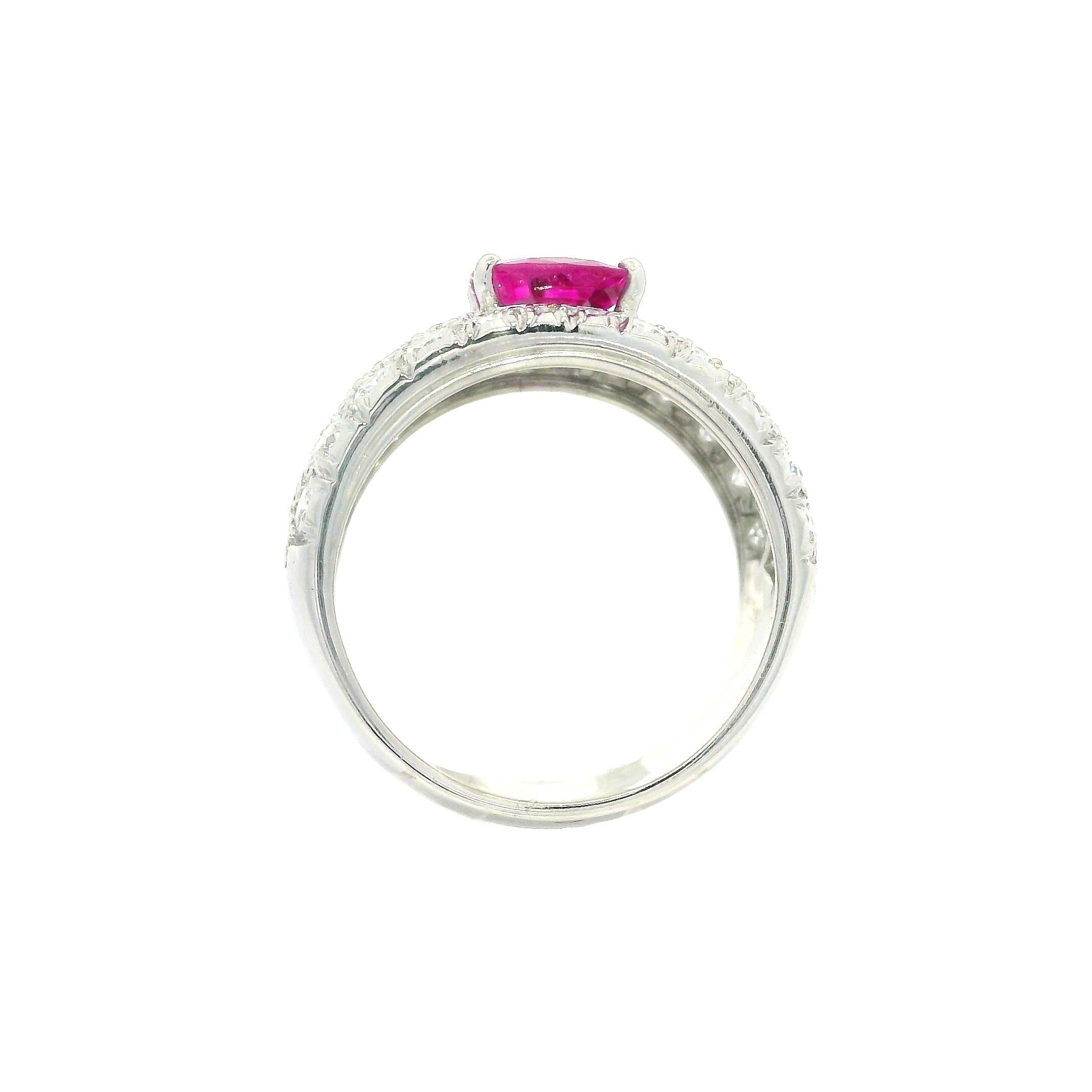 Breiter Vintage Platinring, Platin GIA 2,14ctw, unbehandelter burmesischer rosa Saphir, Diamant im Zustand „Gut“ im Angebot in Montclair, NJ