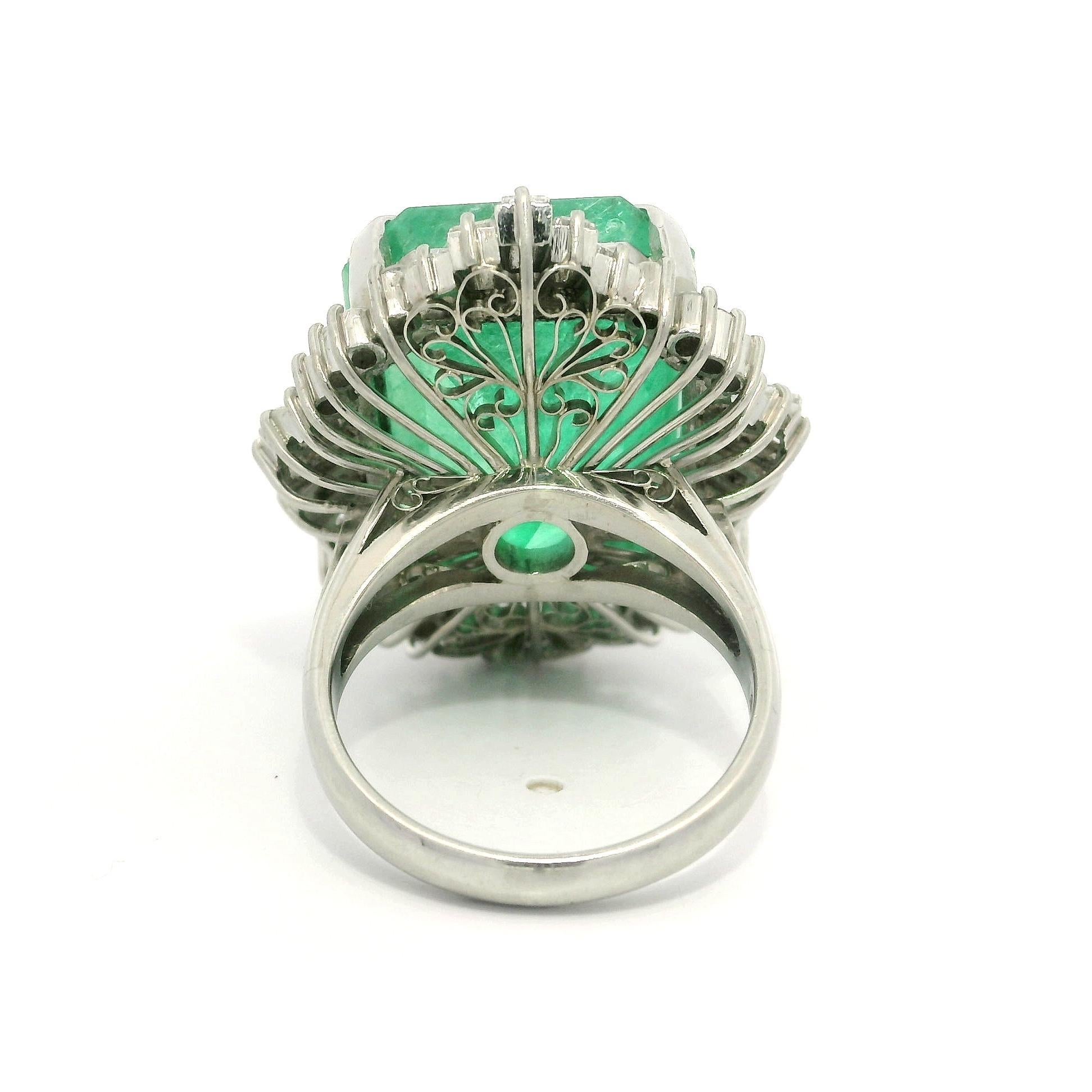 Vintage Platin GIA 25,15ctw großen kolumbianischen Smaragd w / Diamant Statement Ring im Angebot 1