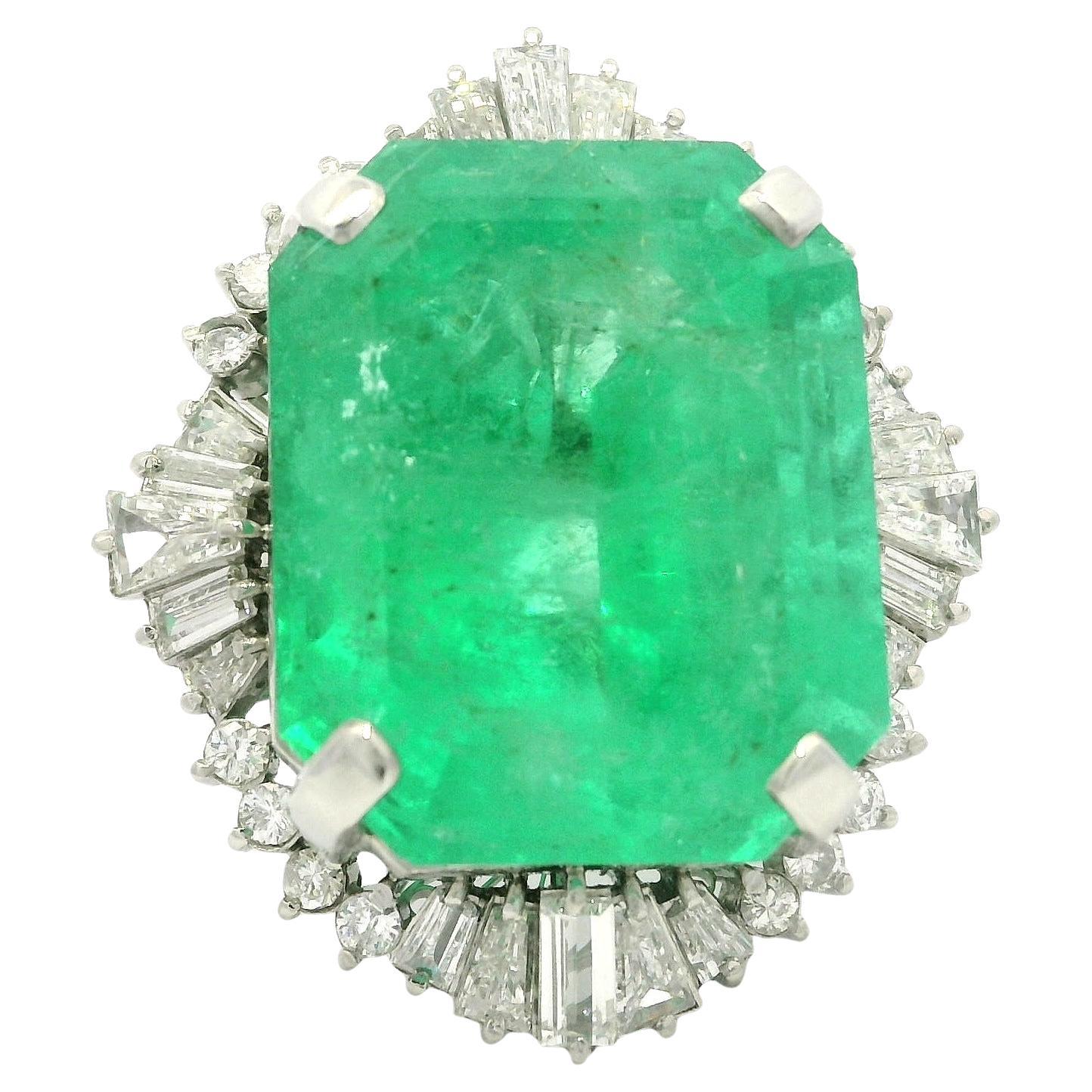 Anillo de platino vintage GIA 25,15 ctw Esmeralda colombiana grande con diamante
