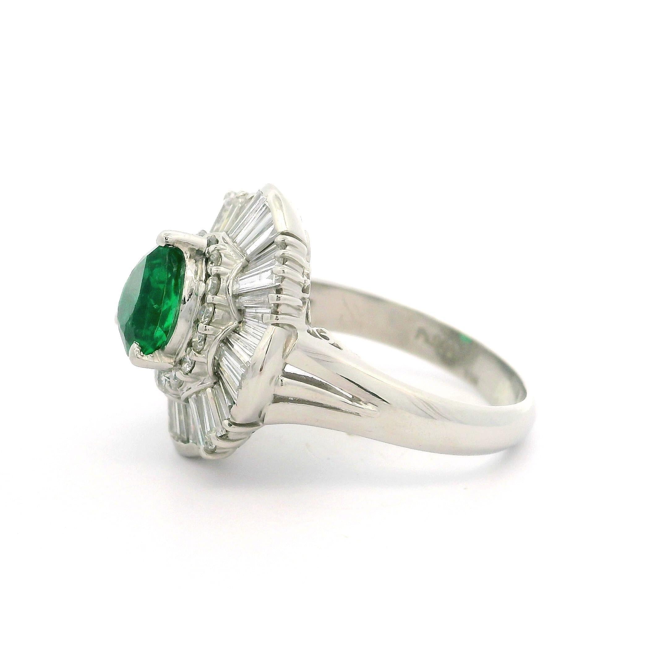 Vintage Platinum GIA 2.65ctw Pear Cut Emerald & Diamond Ballerina Cocktail Ring In Excellent Condition In Montclair, NJ