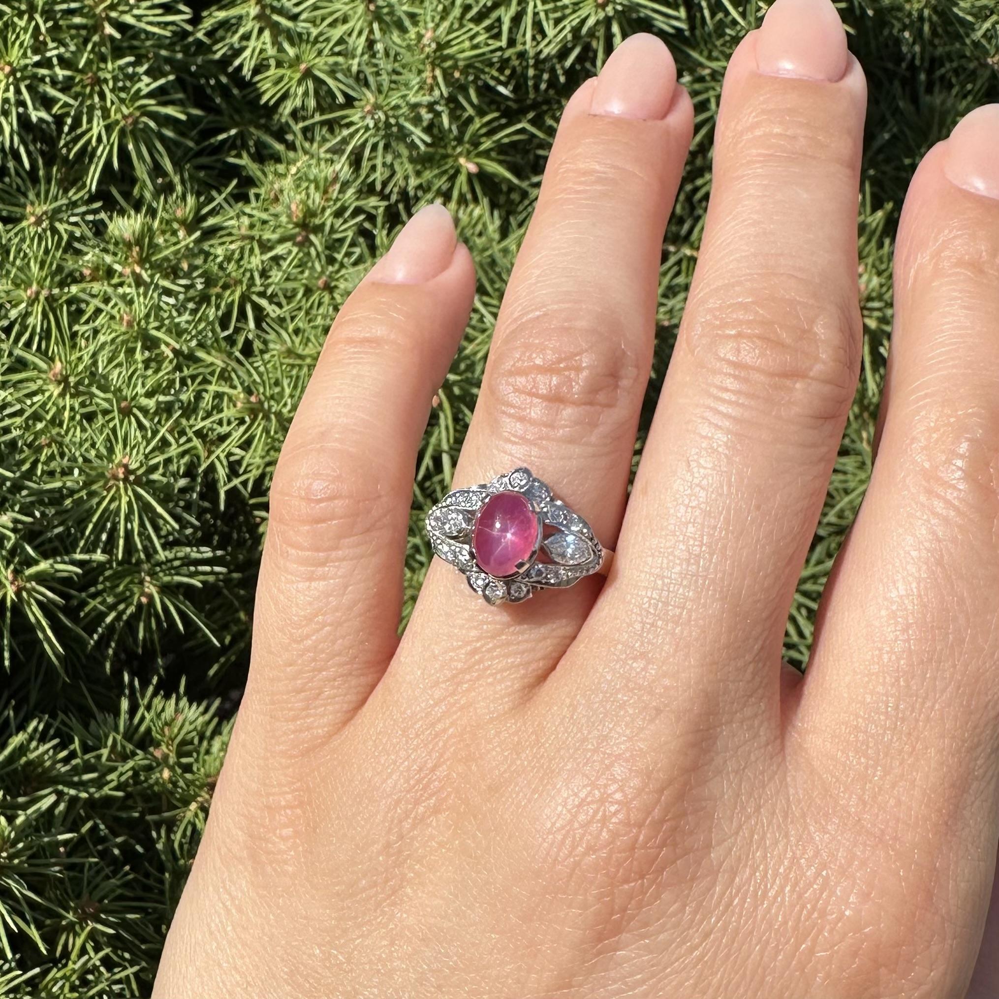 Vintage Platin GIA 2,72ctw Cabochon Star Rubin w / Marquise & Runde Diamant-Ring im Angebot 13