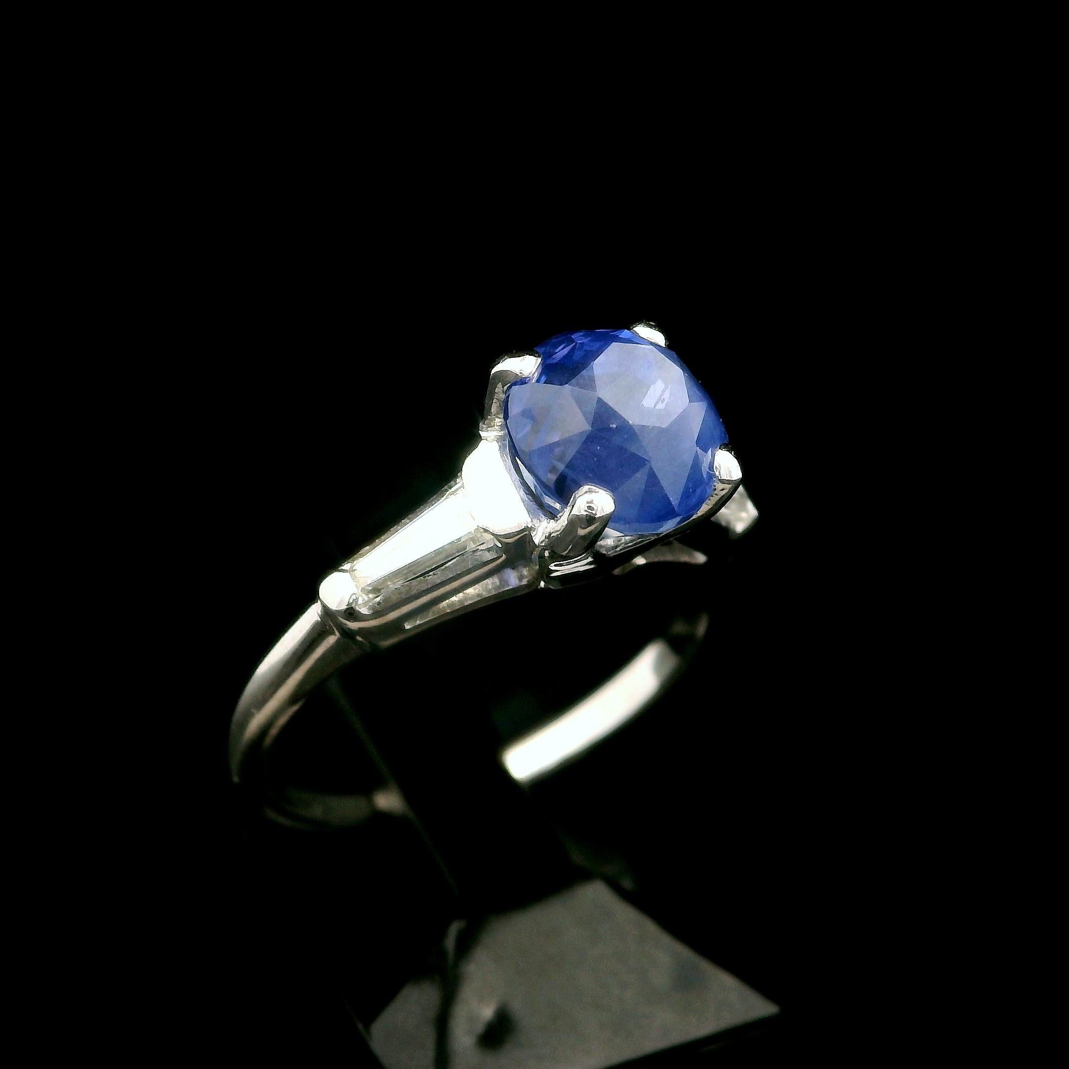 Vintage Platinum Gia 2.82ctw Chunky No Heat Sapphire & Baguette Diamond Ring For Sale 3
