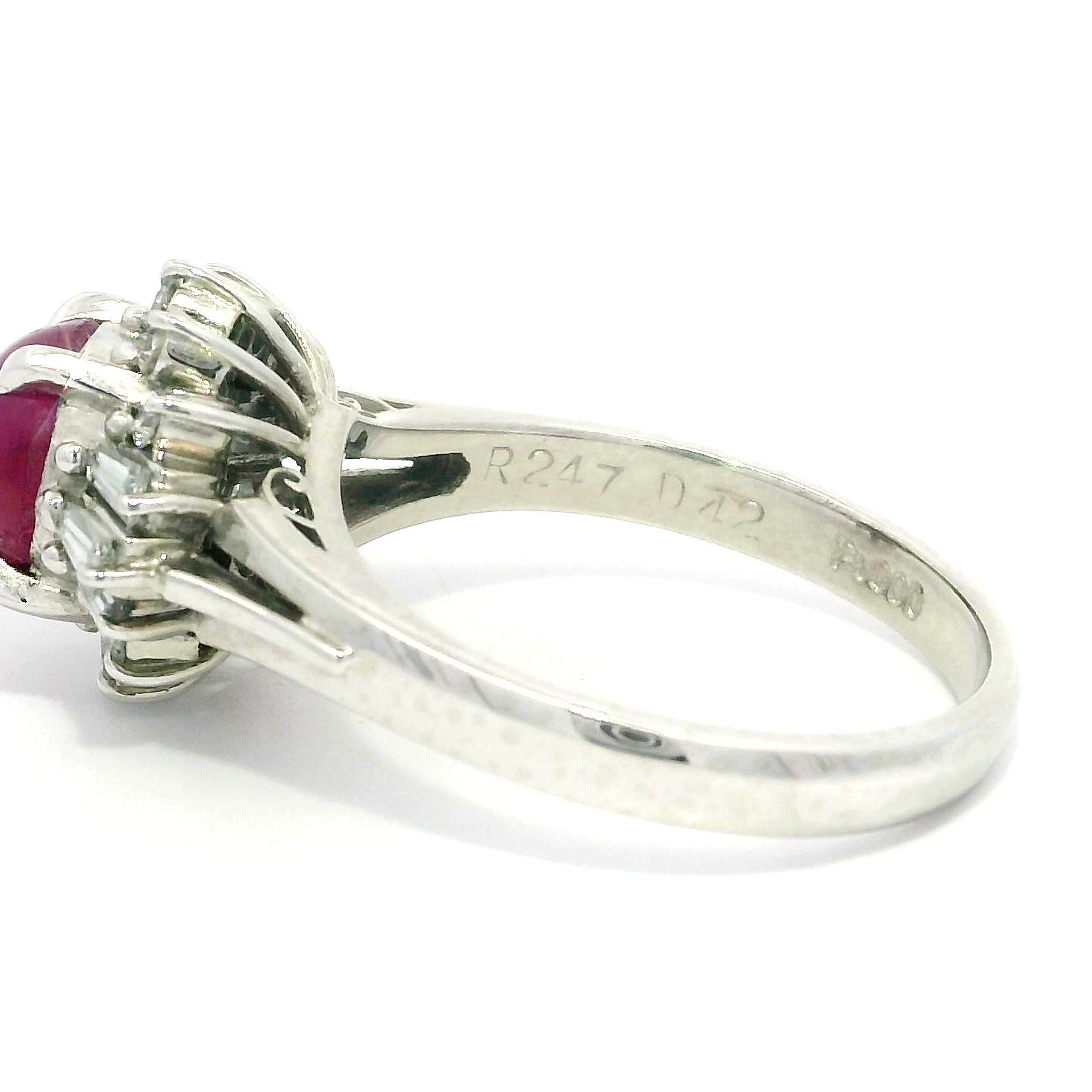 Vintage Platinum GIA 2.89ctw Cabochon Star Ruby & Diamond Halo Cocktail Ring For Sale 6