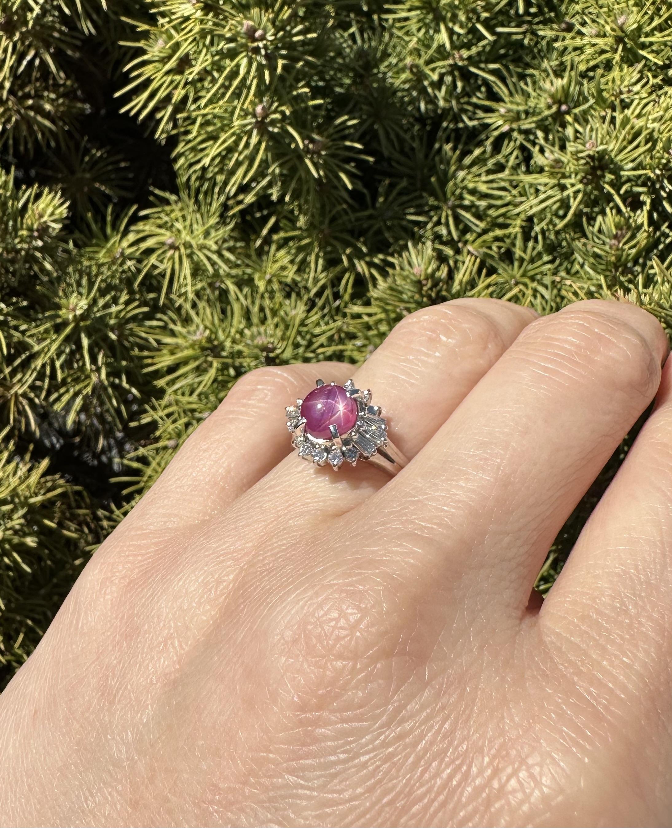 Vintage Platinum GIA 2.89ctw Cabochon Star Ruby & Diamond Halo Cocktail Ring For Sale 11