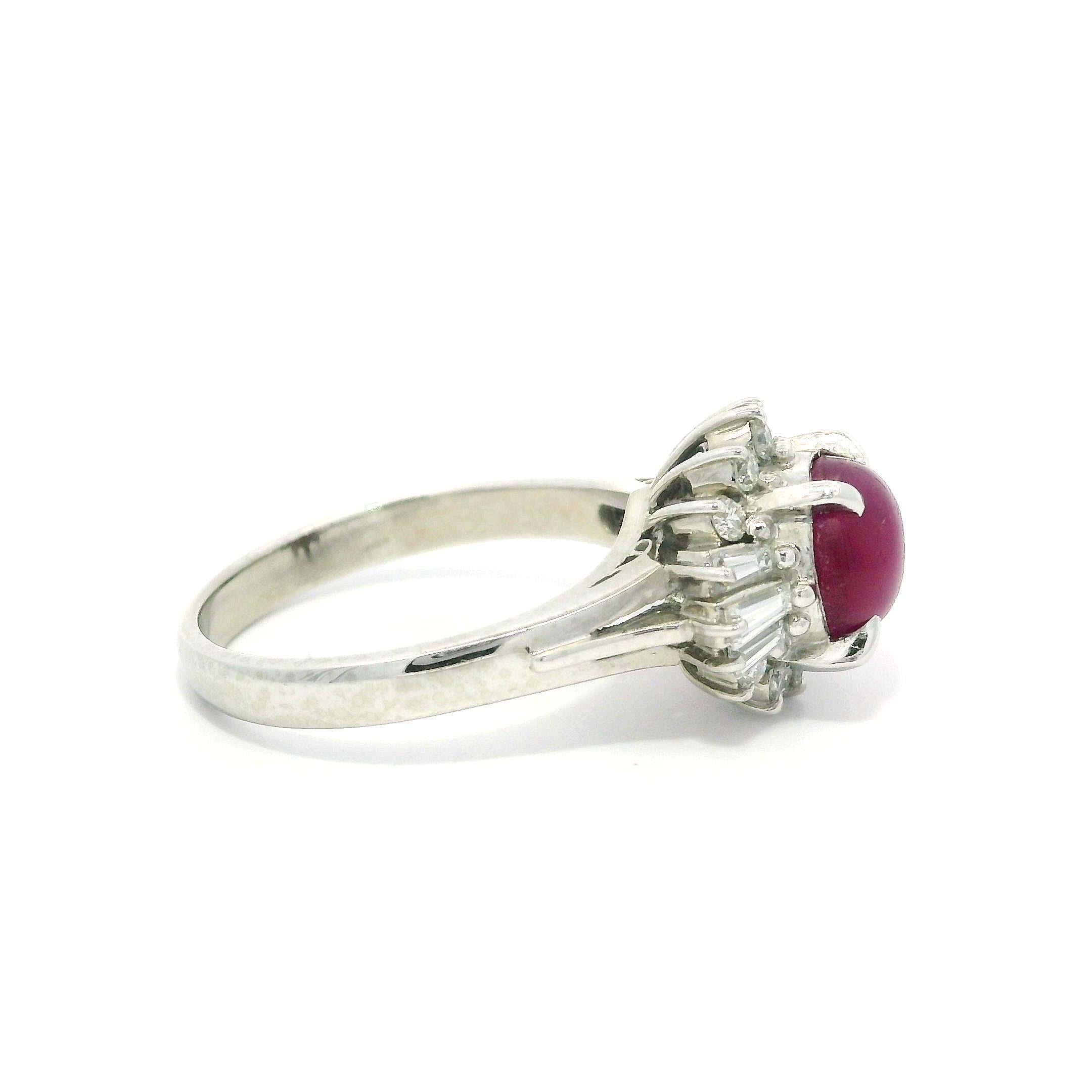 Vintage Platinum GIA 2.89ctw Cabochon Star Ruby & Diamond Halo Cocktail Ring For Sale 5