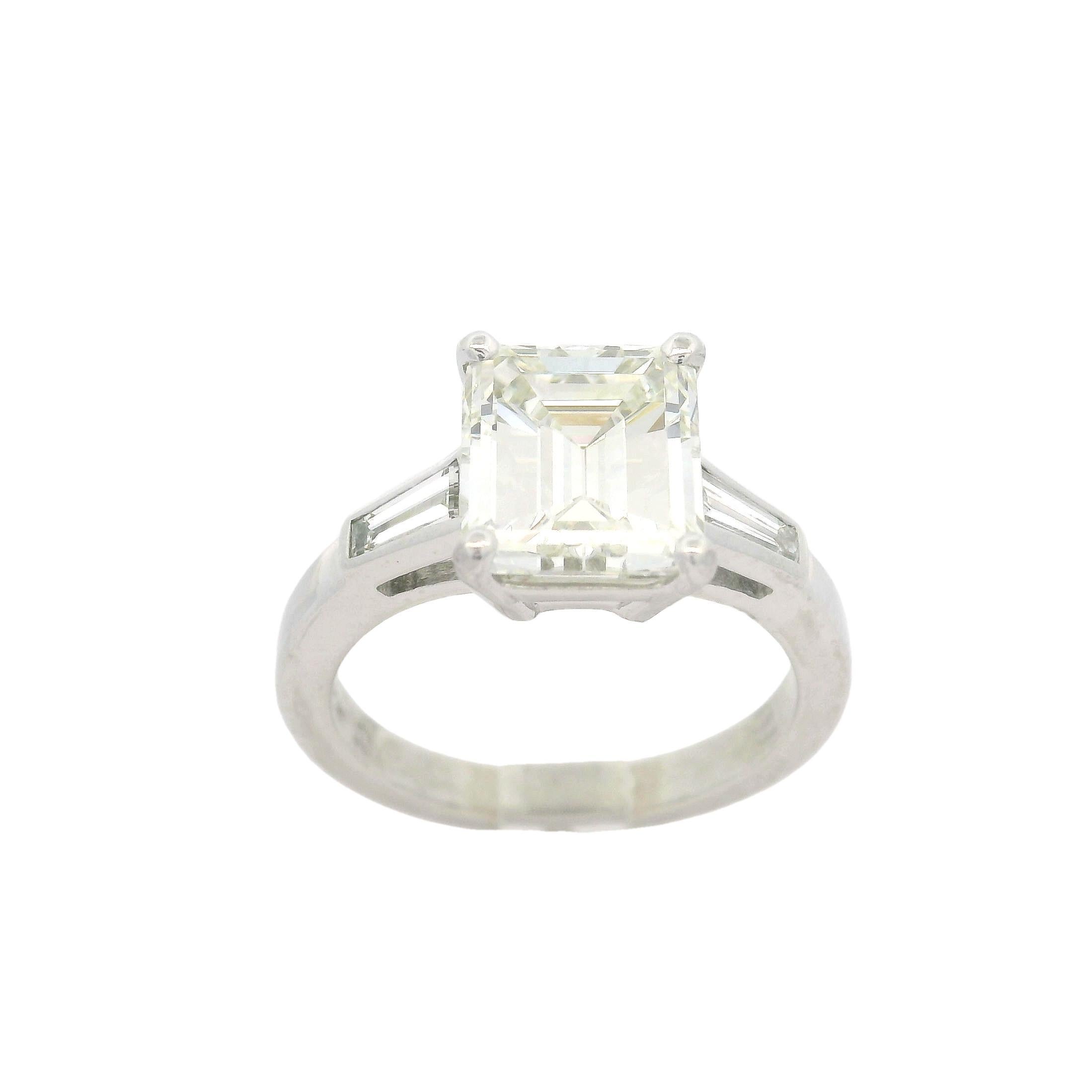 Vintage Platinum GIA 2.93ctw Old Emerald Cut & Baguette Diamond Engagement Ring For Sale 10