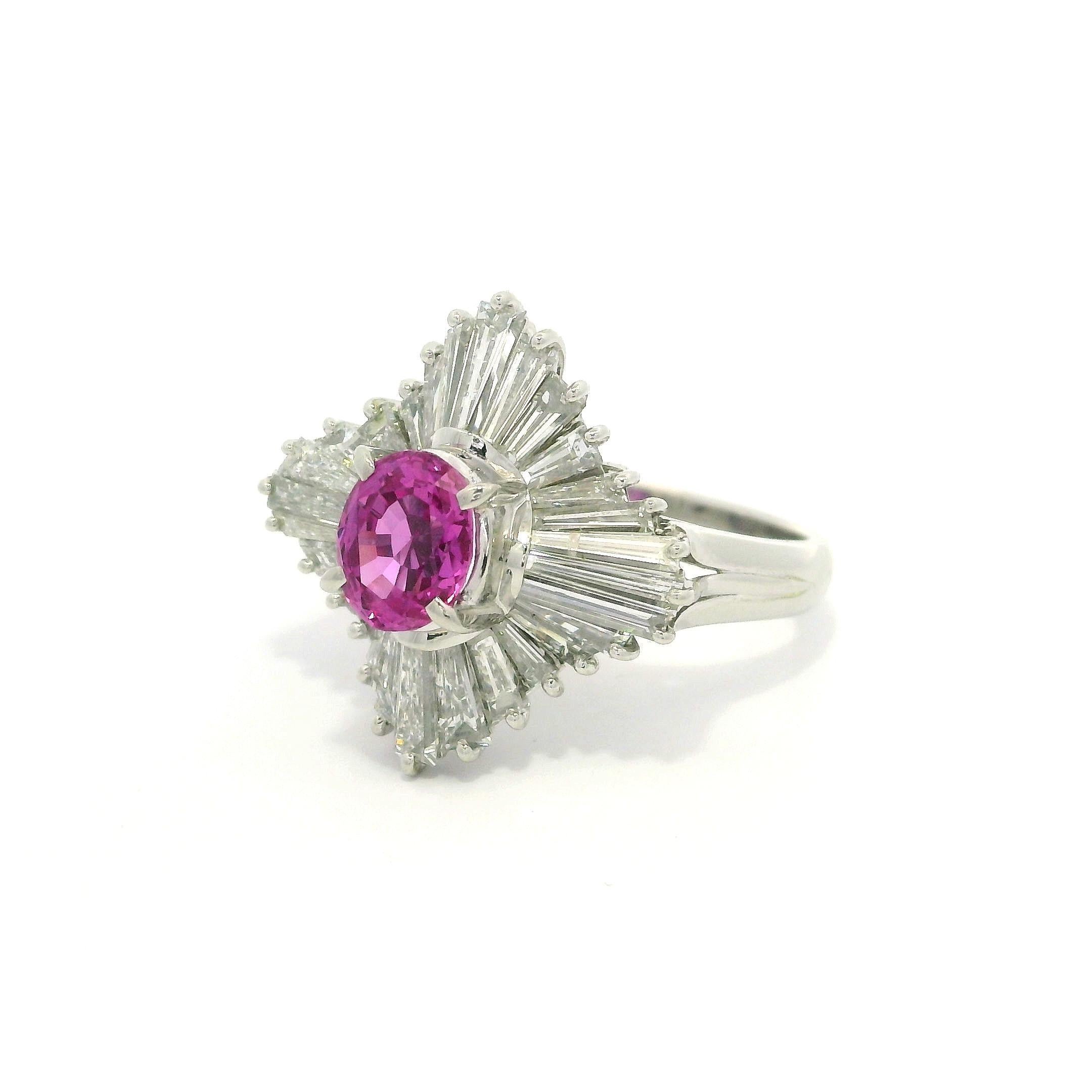 Anillo Bailarina Vintage Platino GIA 3,37ctw Sin Calor Zafiro Rosa Diamante Blanco en venta 8
