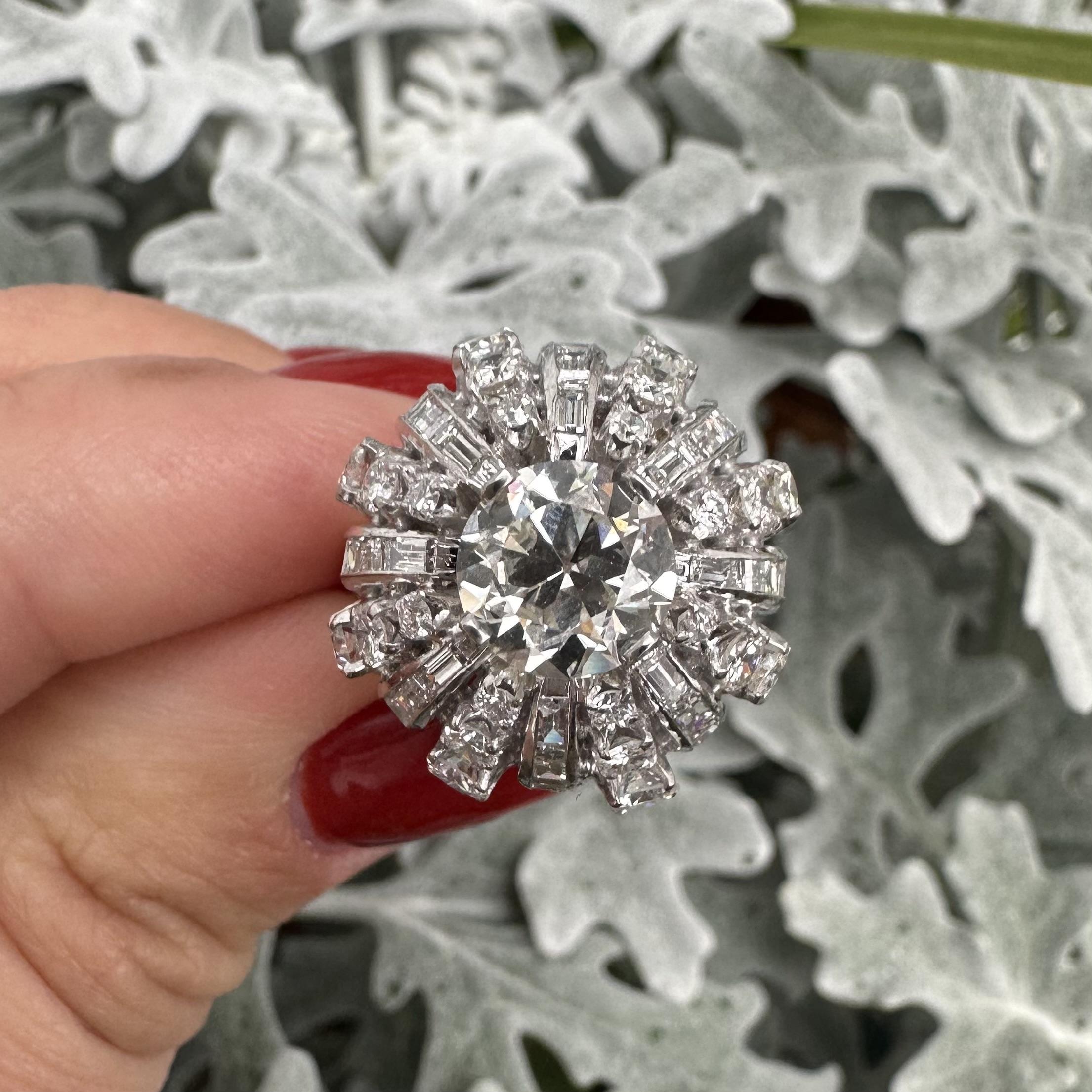 Vintage Platin GIA 3,94ctw alte europäische Diamant Wasserfall gewölbt Cocktail Ring im Angebot 13