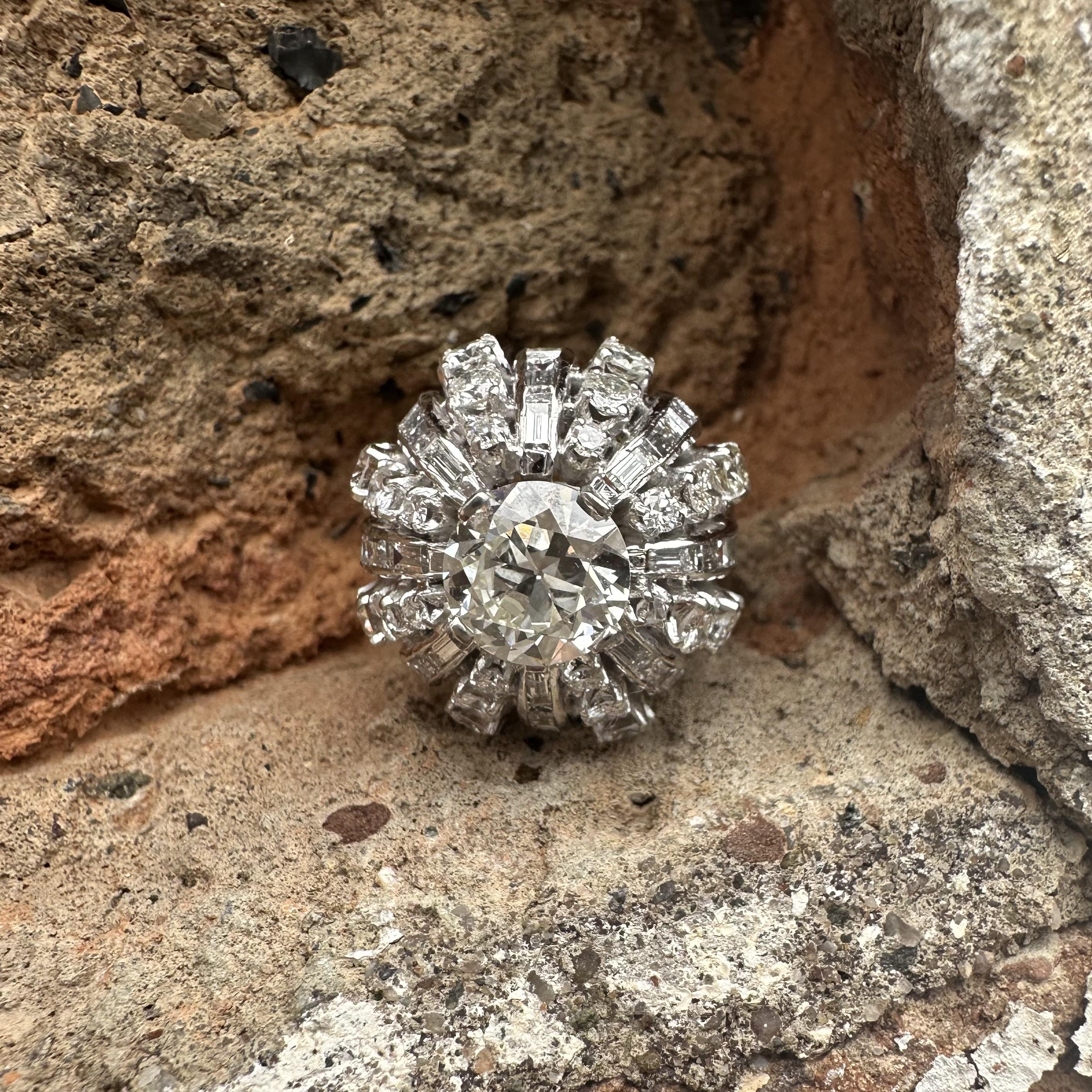 Vintage Platin GIA 3,94ctw alte europäische Diamant Wasserfall gewölbt Cocktail Ring im Angebot 15