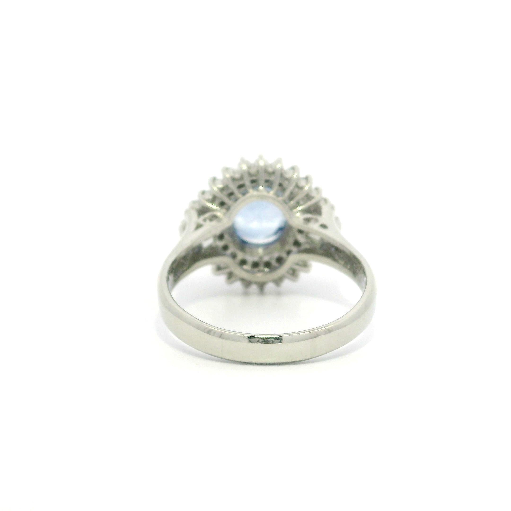Anello vintage in platino GIA con zaffiro blu pervinca ovale e diamanti da 4,20 ct. in vendita 5