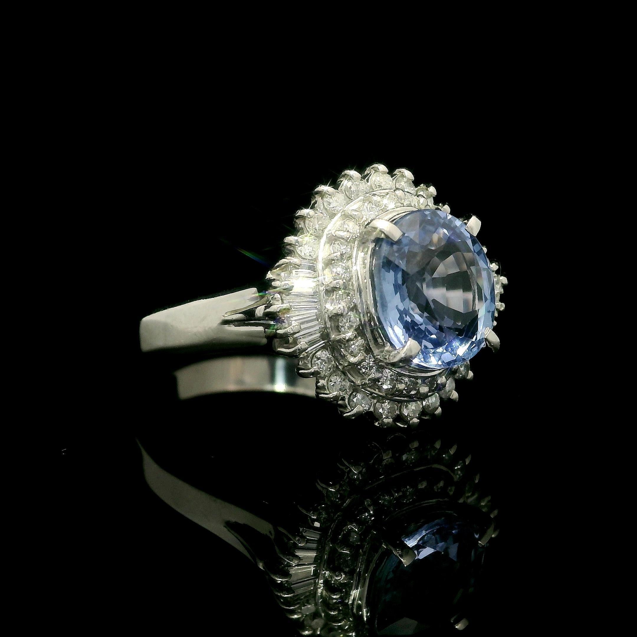Anello vintage in platino GIA con zaffiro blu pervinca ovale e diamanti da 4,20 ct. in vendita 8