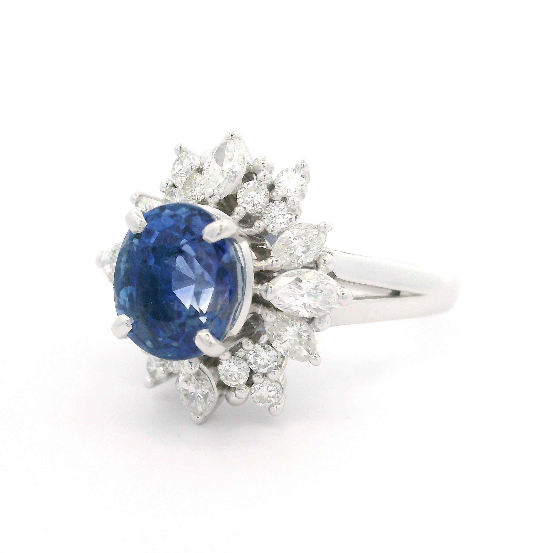 Vintage Platinum GIA 4.21ctw No Heat Kashmir Sapphire & Diamond Ring For Sale 4