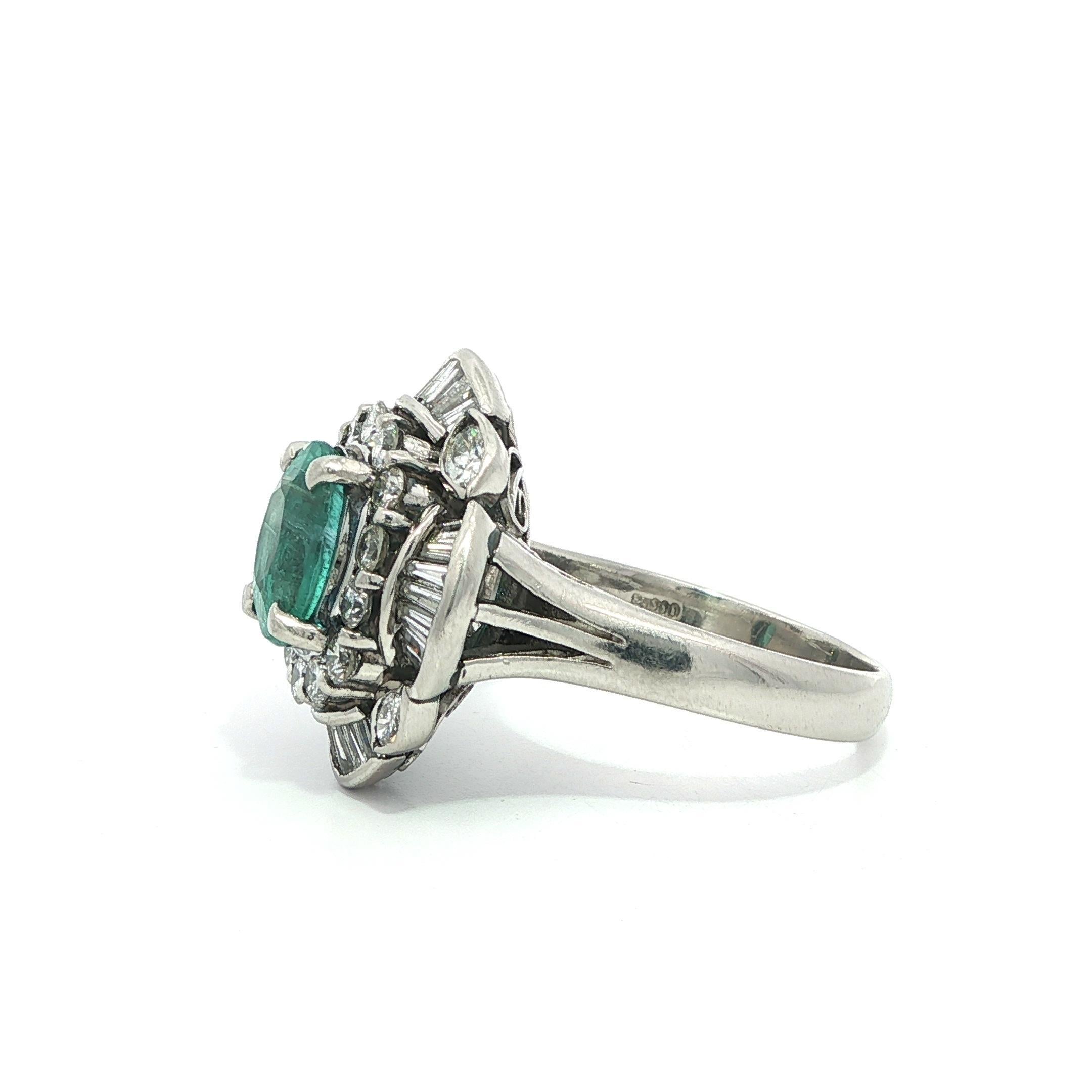 Vintage Platinum GIA 4.54ct Bluish Green Glowing Paraiba Tourmaline Diamond Ring In Excellent Condition For Sale In Montclair, NJ