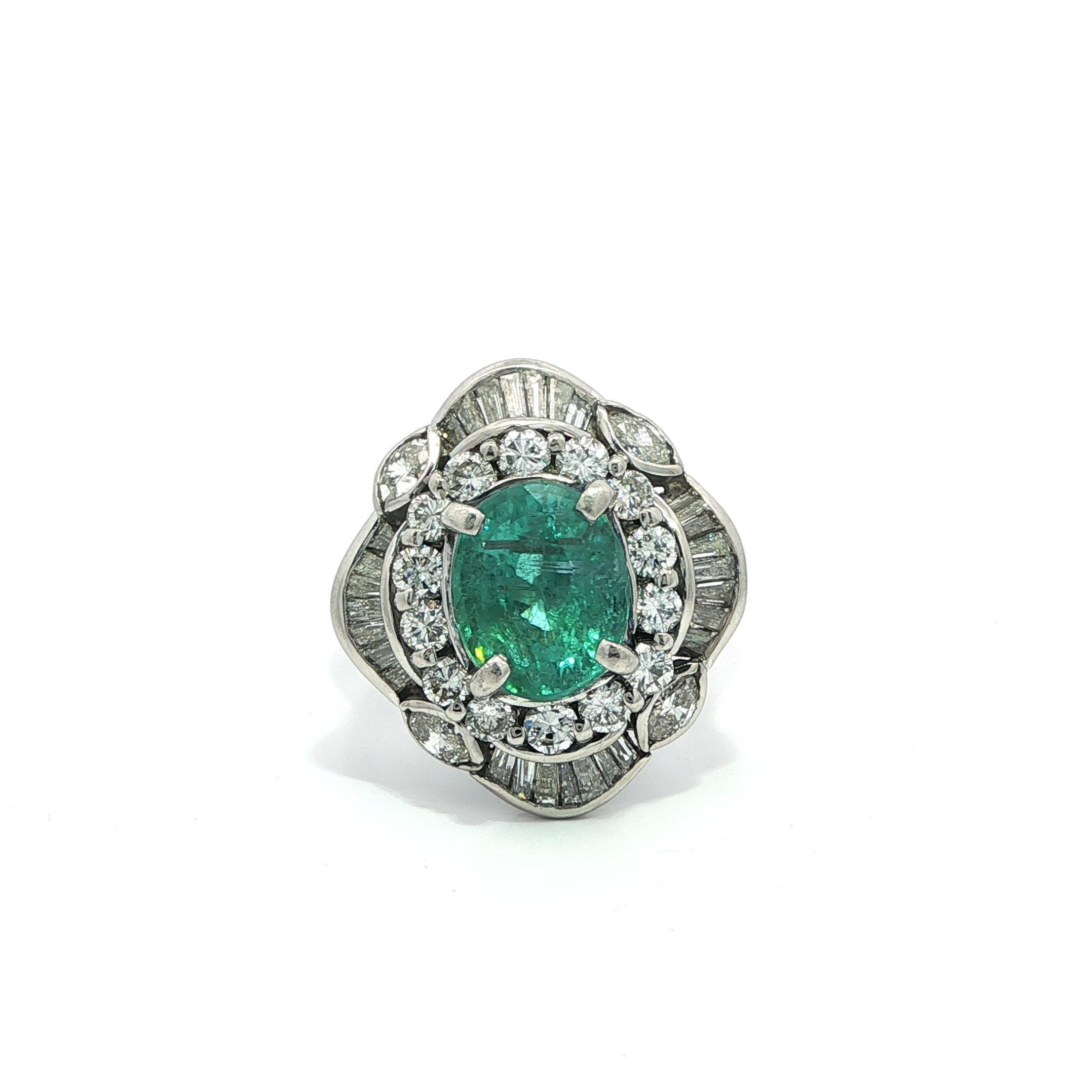 Women's Vintage Platinum GIA 4.54ct Bluish Green Glowing Paraiba Tourmaline Diamond Ring For Sale