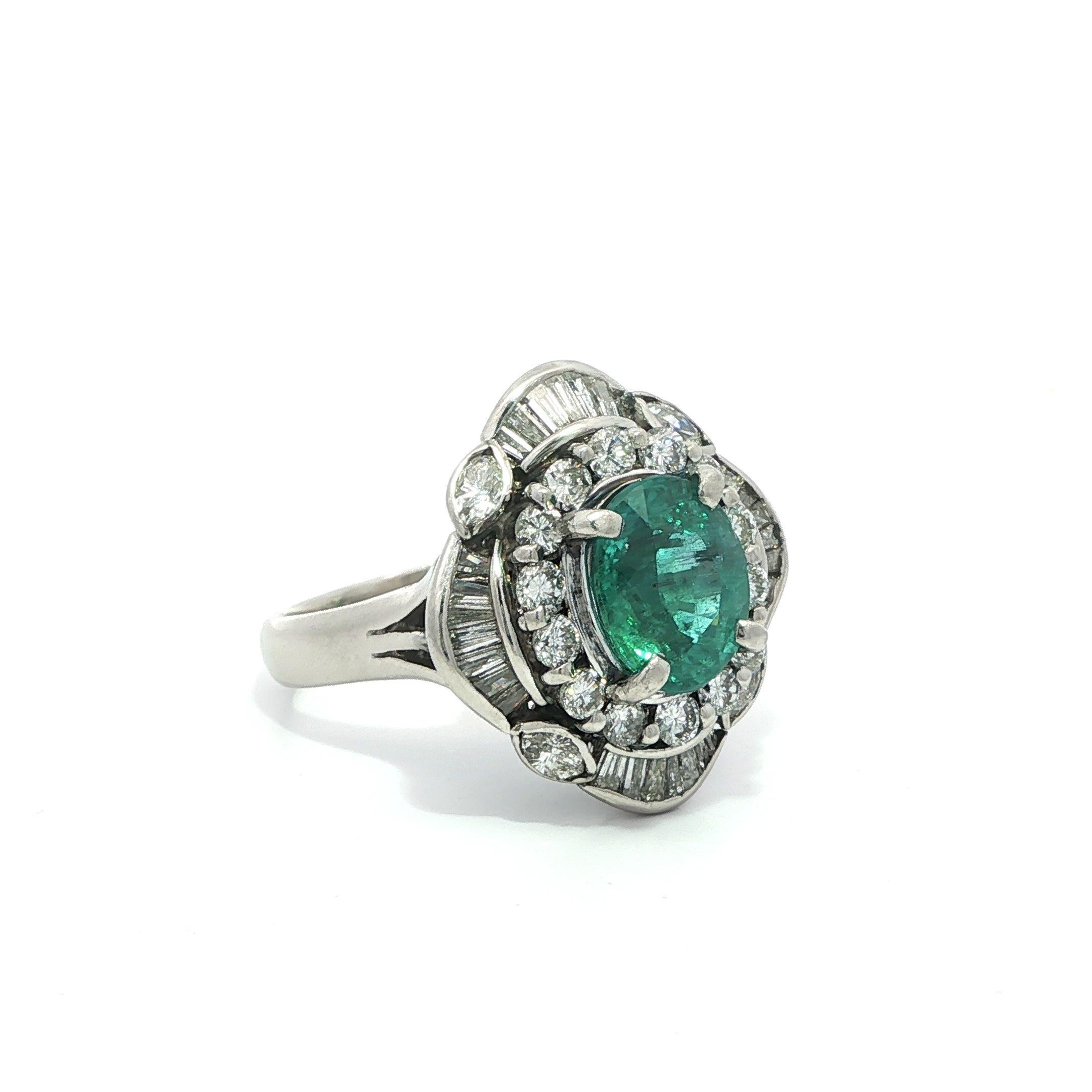 Vintage Platinum GIA 4.54ct Bluish Green Glowing Paraiba Tourmaline Diamond Ring For Sale 2
