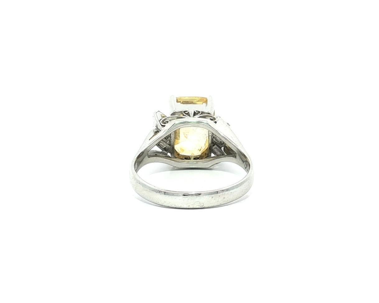 Vintage Platin GIA 4,83ctw Smaragd Schliff Gelb Saphir Baguette Diamant Ring im Angebot 8
