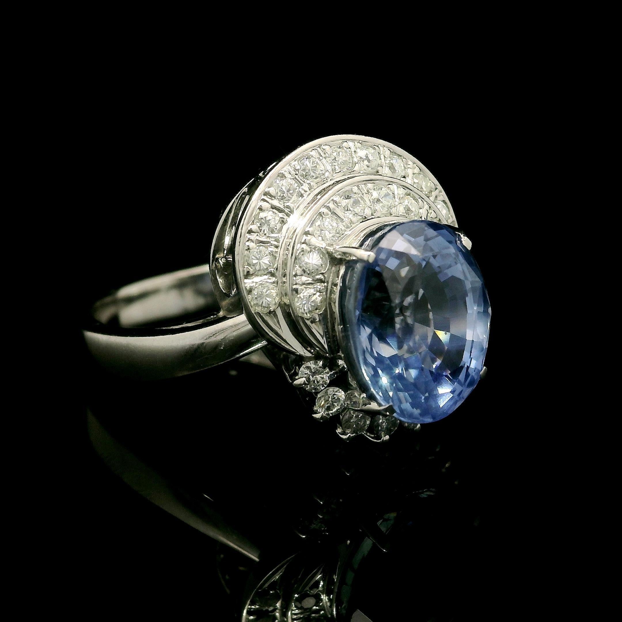 Anillo vintage de platino GIA de 5,56 ctw de zafiro de Ceilán sin calor con diamante en venta 7