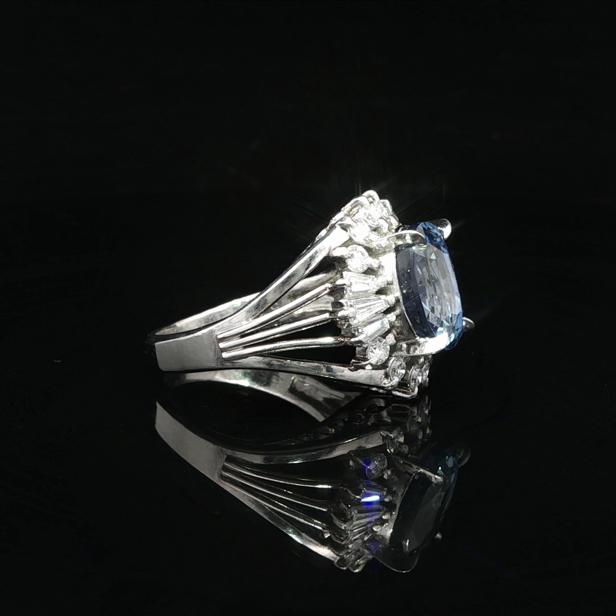 Vintage Platine GIA 6.07ctw No Heat Sapphire Diamond Open Side Shank Ring en vente 5