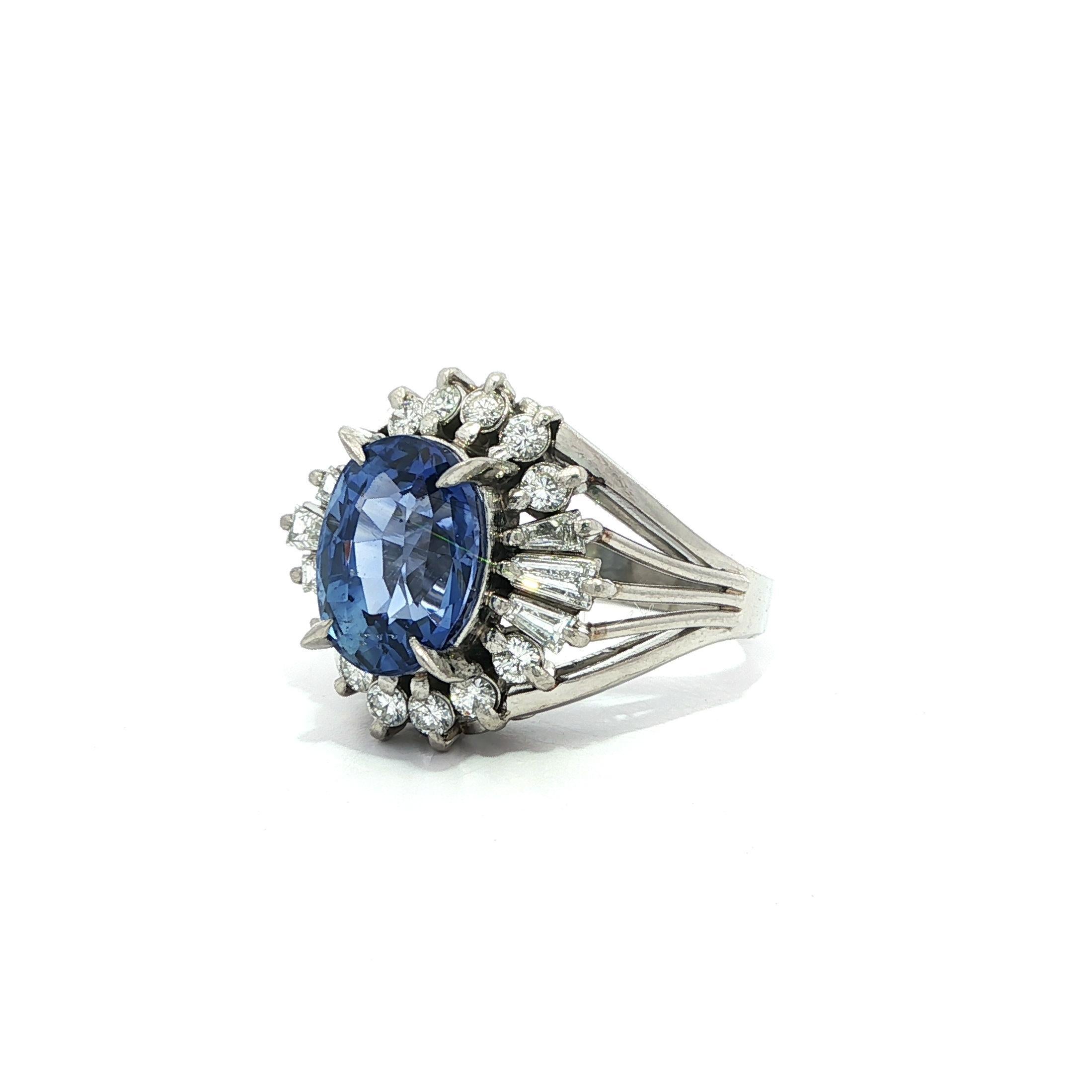 Vintage Platine GIA 6.07ctw No Heat Sapphire Diamond Open Side Shank Ring en vente 9