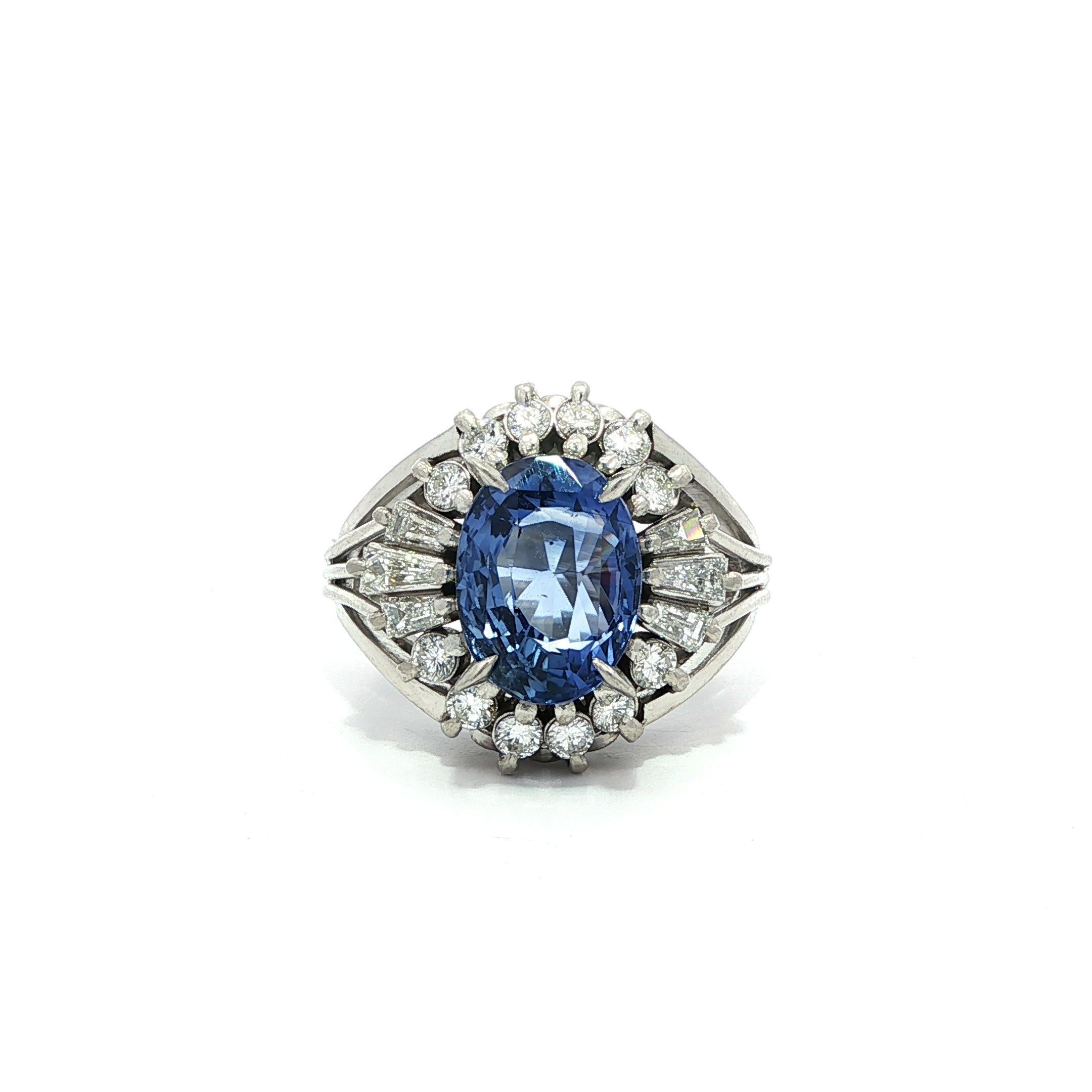 Vintage Platine GIA 6.07ctw No Heat Sapphire Diamond Open Side Shank Ring en vente 14