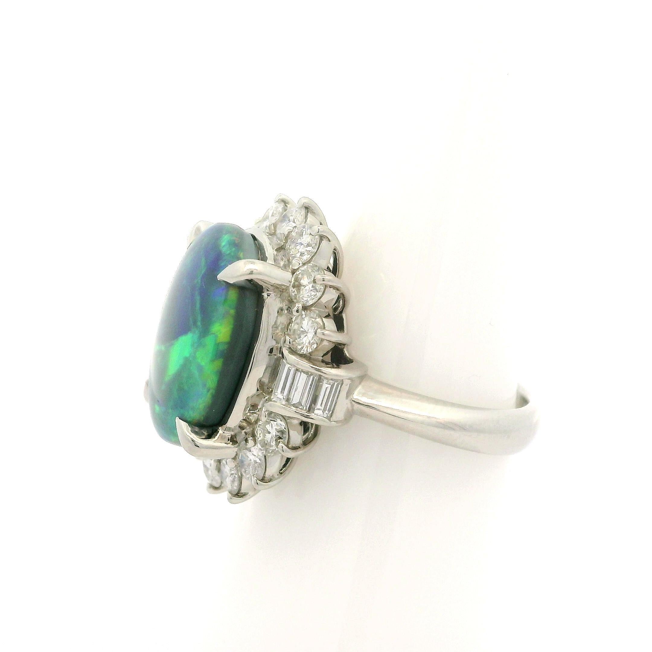 Bague de cocktail vintage en platine GIA 6.72ctw Black Opal w/ Diamond Halo en vente 12