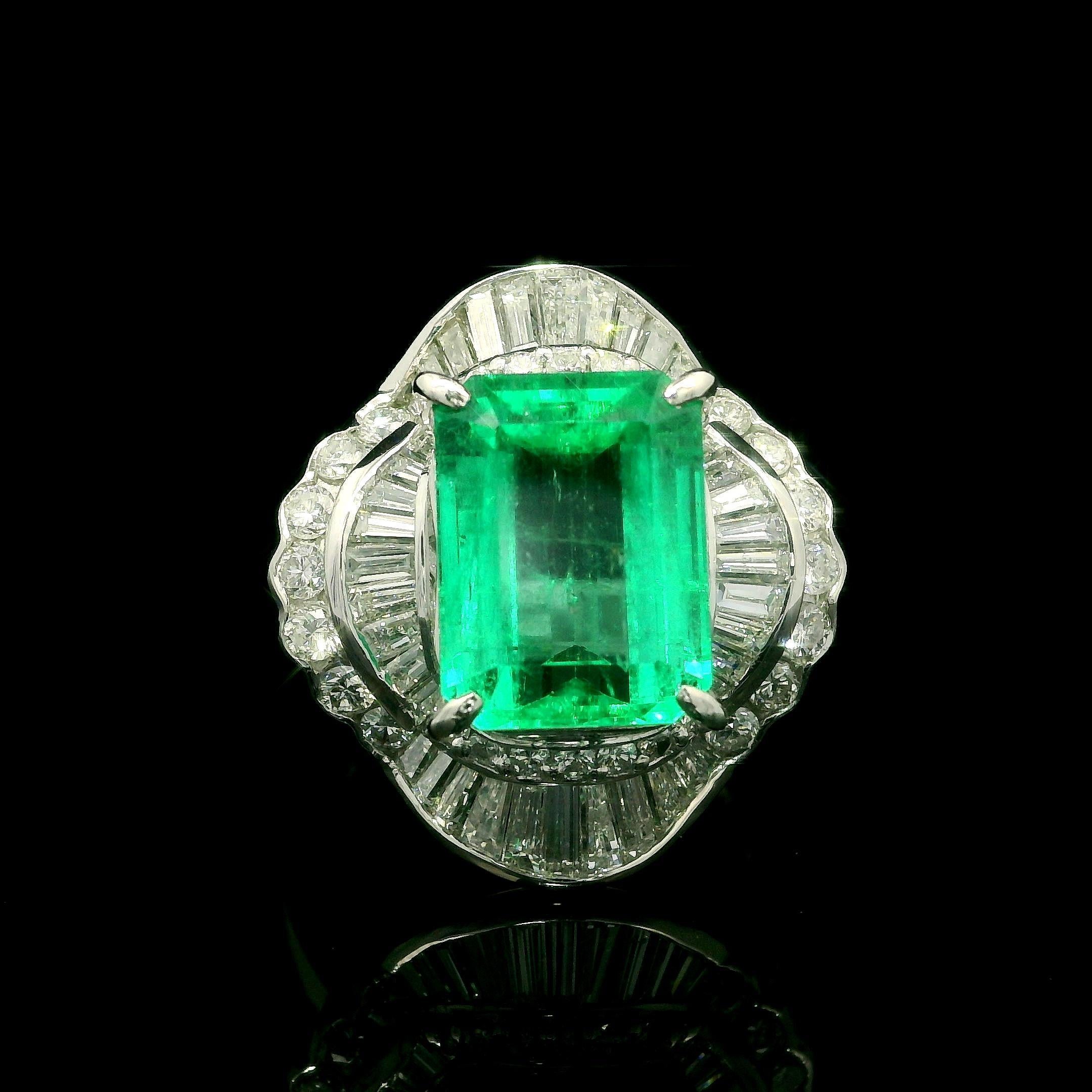 Vintage Platin GIA 6,93ctw kolumbianischer Smaragd & Diamant Ballerina Cocktail-Ring, Vintage im Angebot 7