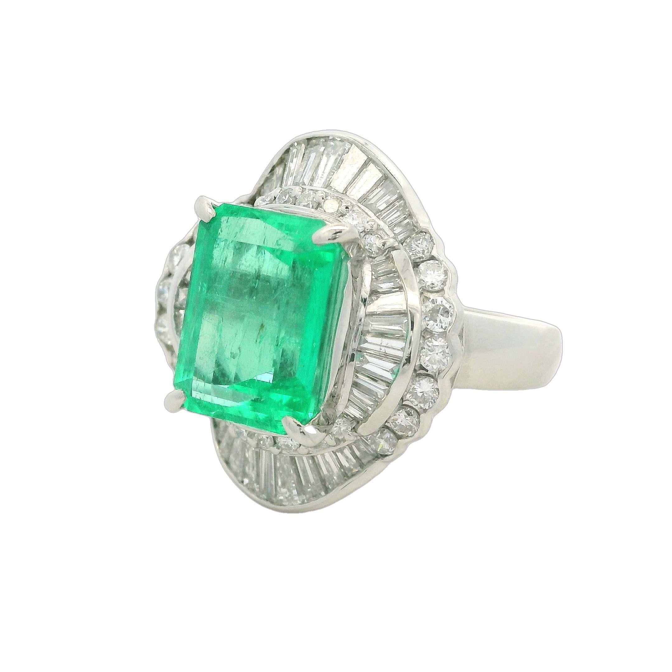 Vintage Platin GIA 6,93ctw kolumbianischer Smaragd & Diamant Ballerina Cocktail-Ring, Vintage im Angebot 10