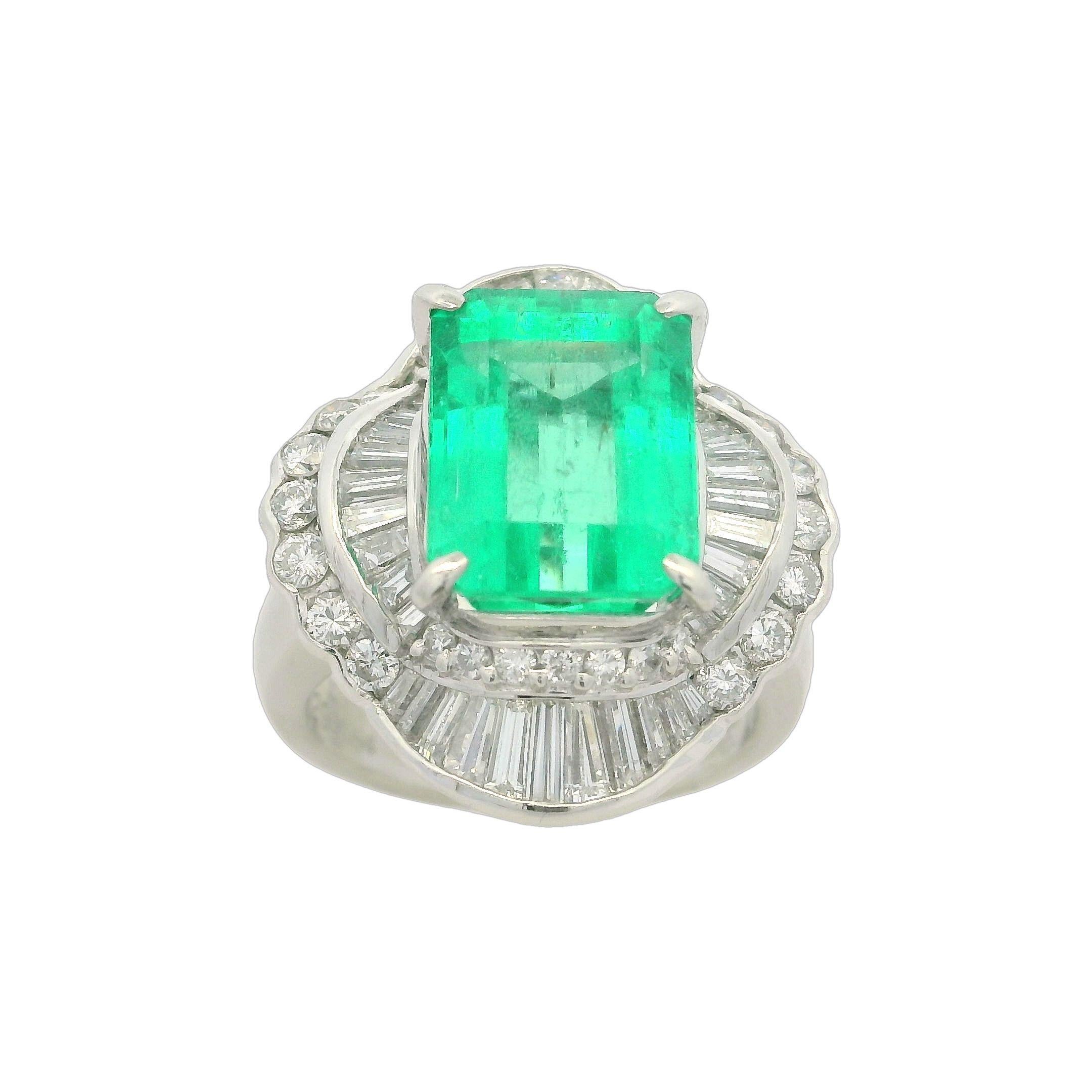 Vintage Platin GIA 6,93ctw kolumbianischer Smaragd & Diamant Ballerina Cocktail-Ring, Vintage im Angebot 12