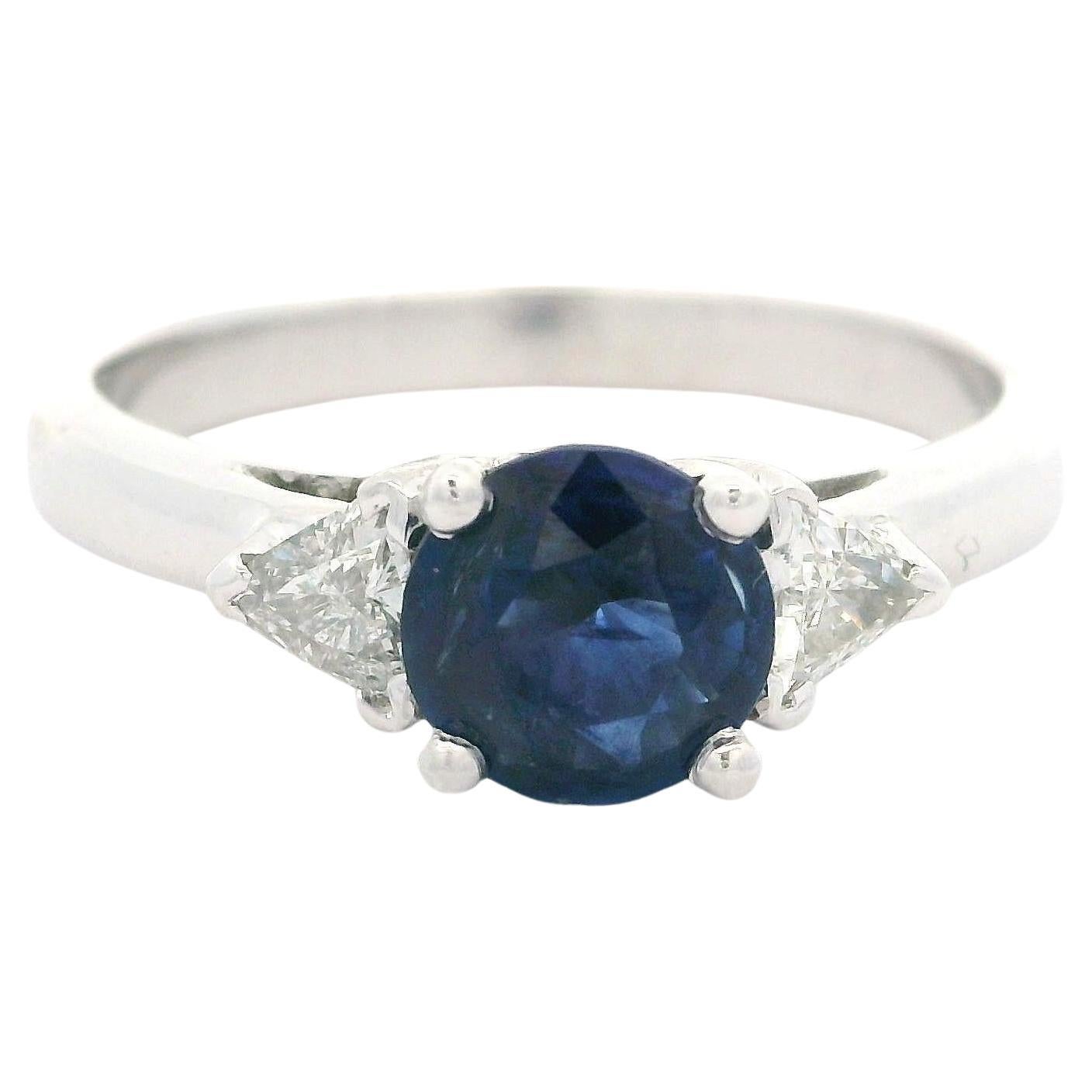 Vintage Platinum GIA Certified 1.46ctw Round Sapphire Trillion Diamond Ring For Sale