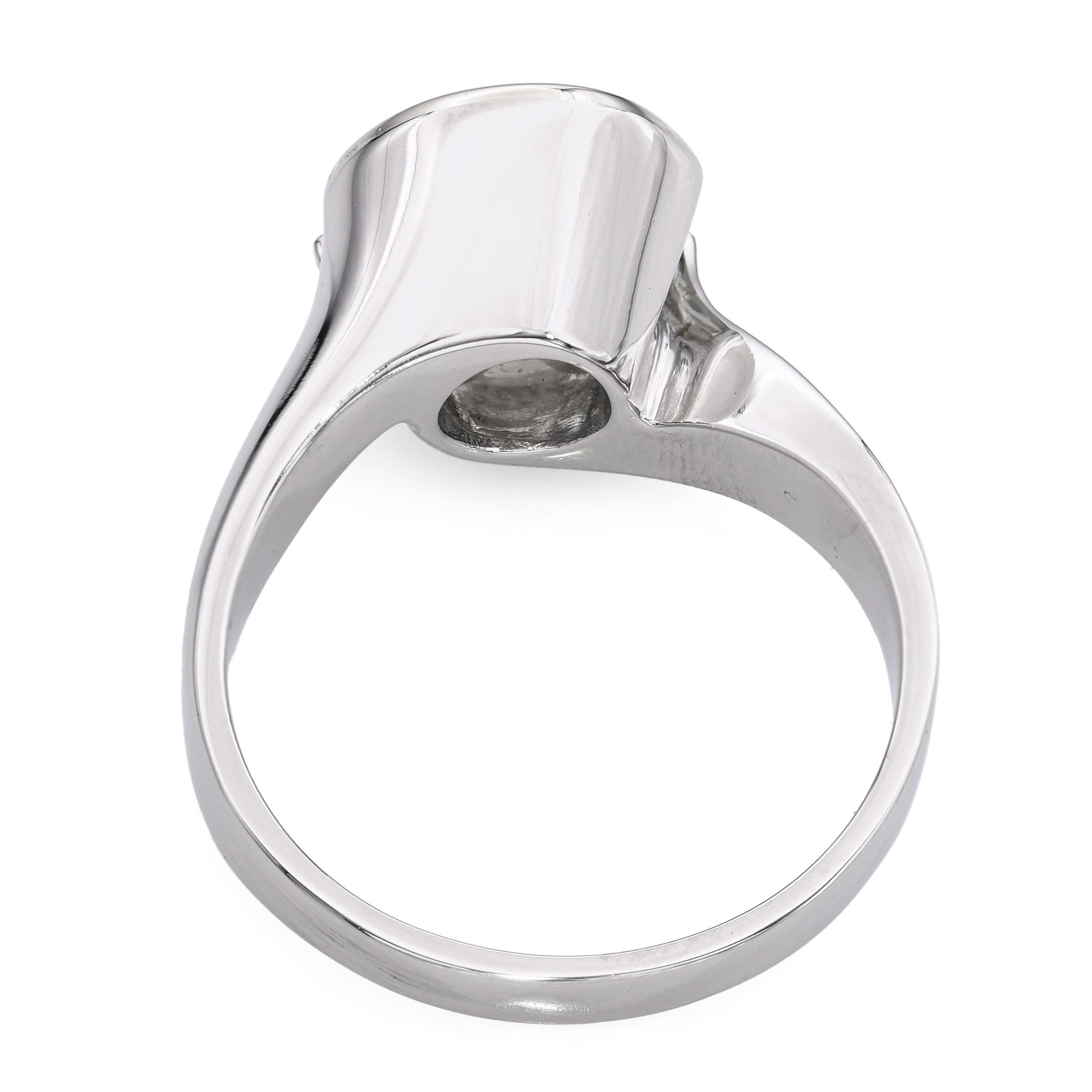 Bague vintage en platine certifiée GIA 4.28ct N VS2 Old European Cut Diamond Ring Unisexe en vente