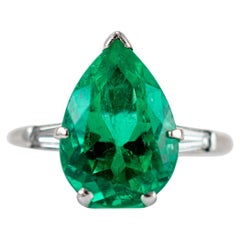 Vintage Platinum GIA Colombian Emeralad Diamond Cocktail Ring