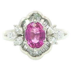 Bague vintage en platine GIA avec saphir rose ovale et diamant Marquise et Baguette