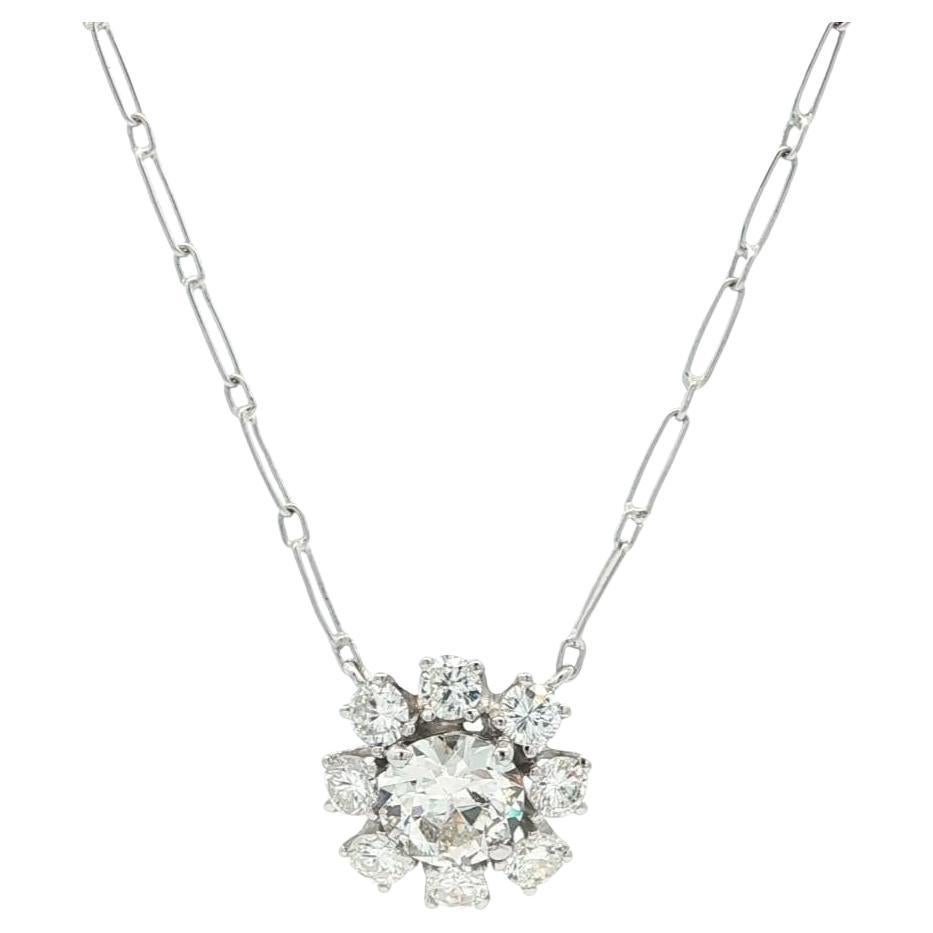 Ciondolo a fiore in platino e oro d'epoca con diamanti a grappolo da 1,63 carati, Hand Made in vendita