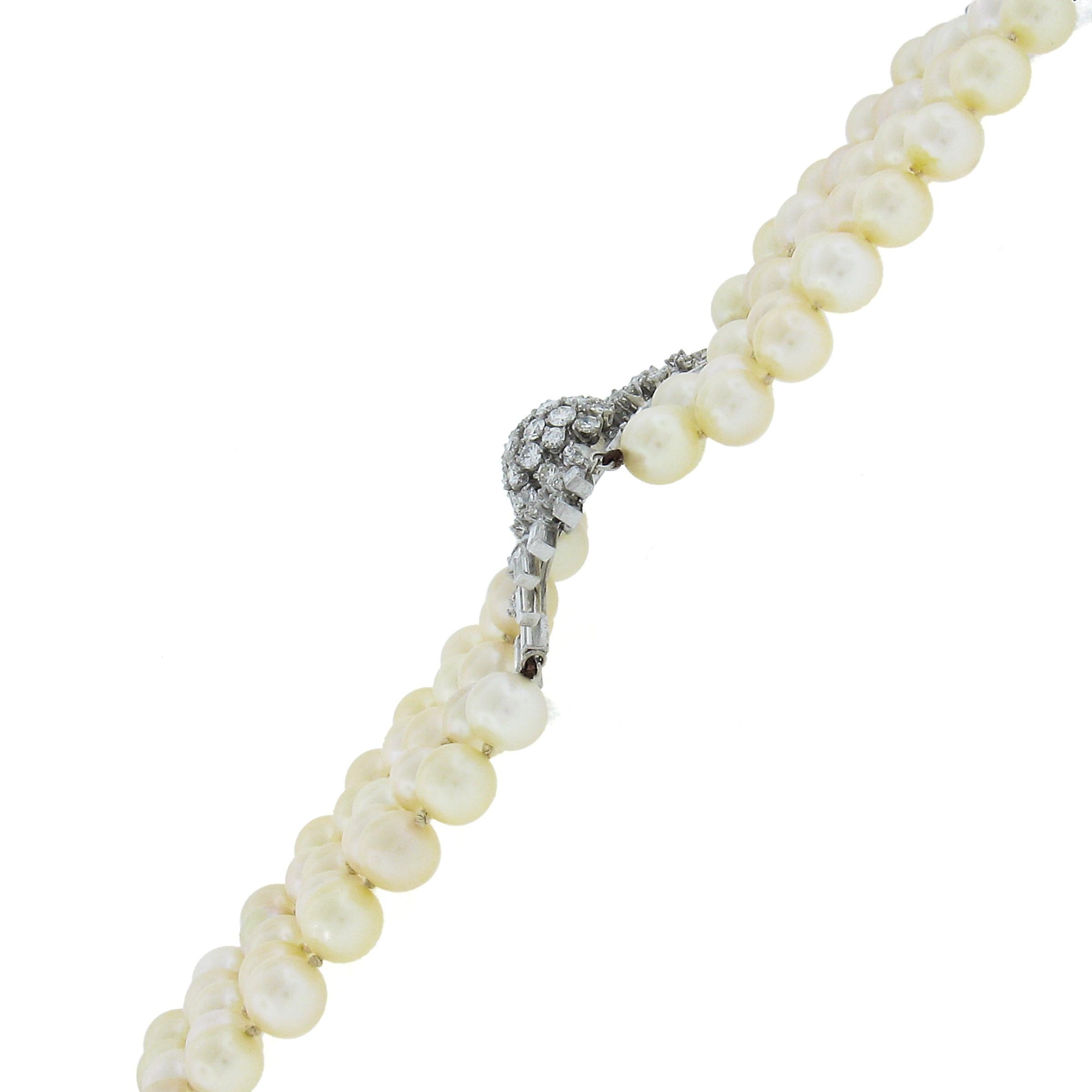 Bracelet vintage en platine et or à 5 brins de perles de culture avec fermoir central en diamants en vente 2