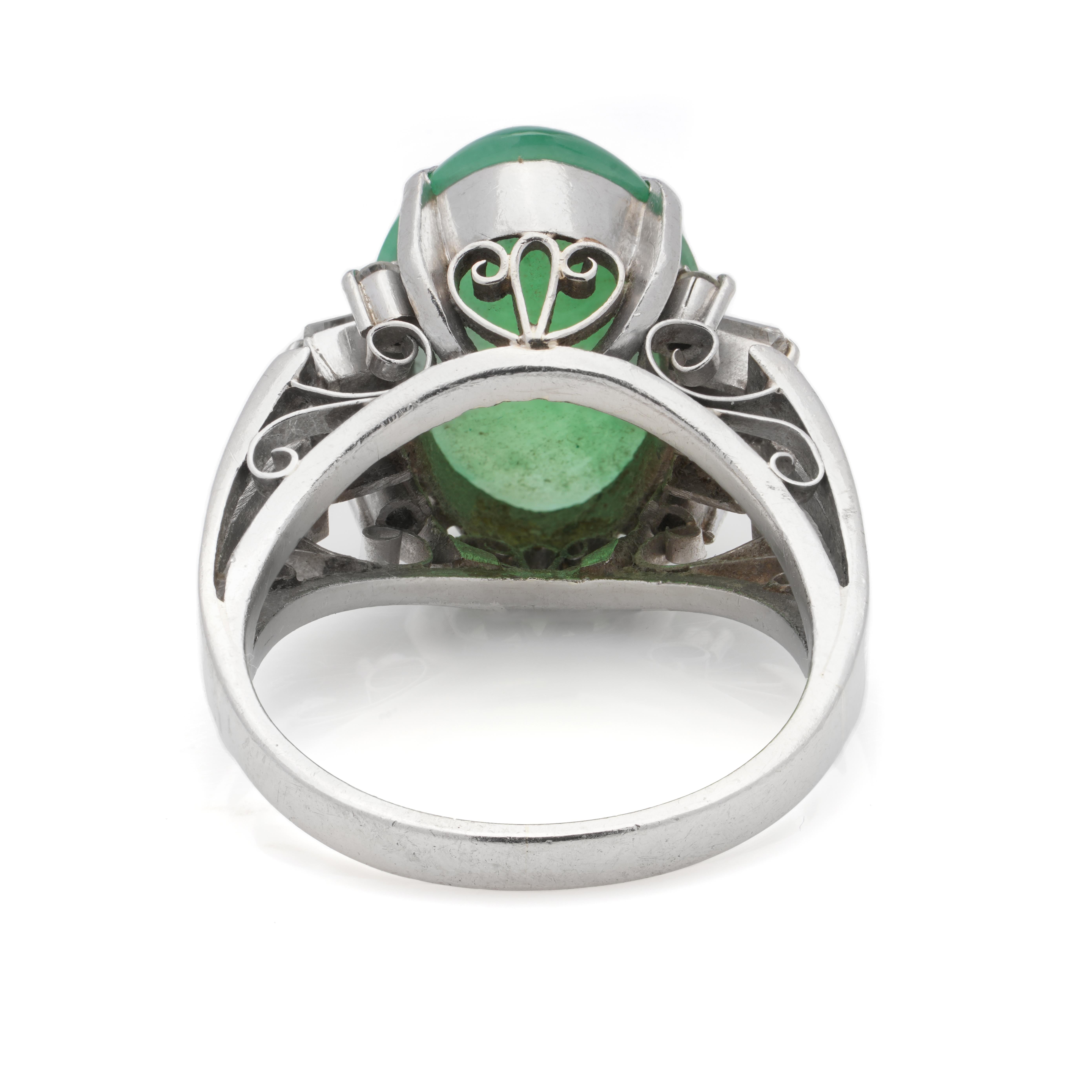 Vintage Platinum Ladies Ring with 4.77 Carats. A Grade Jade For Sale 2