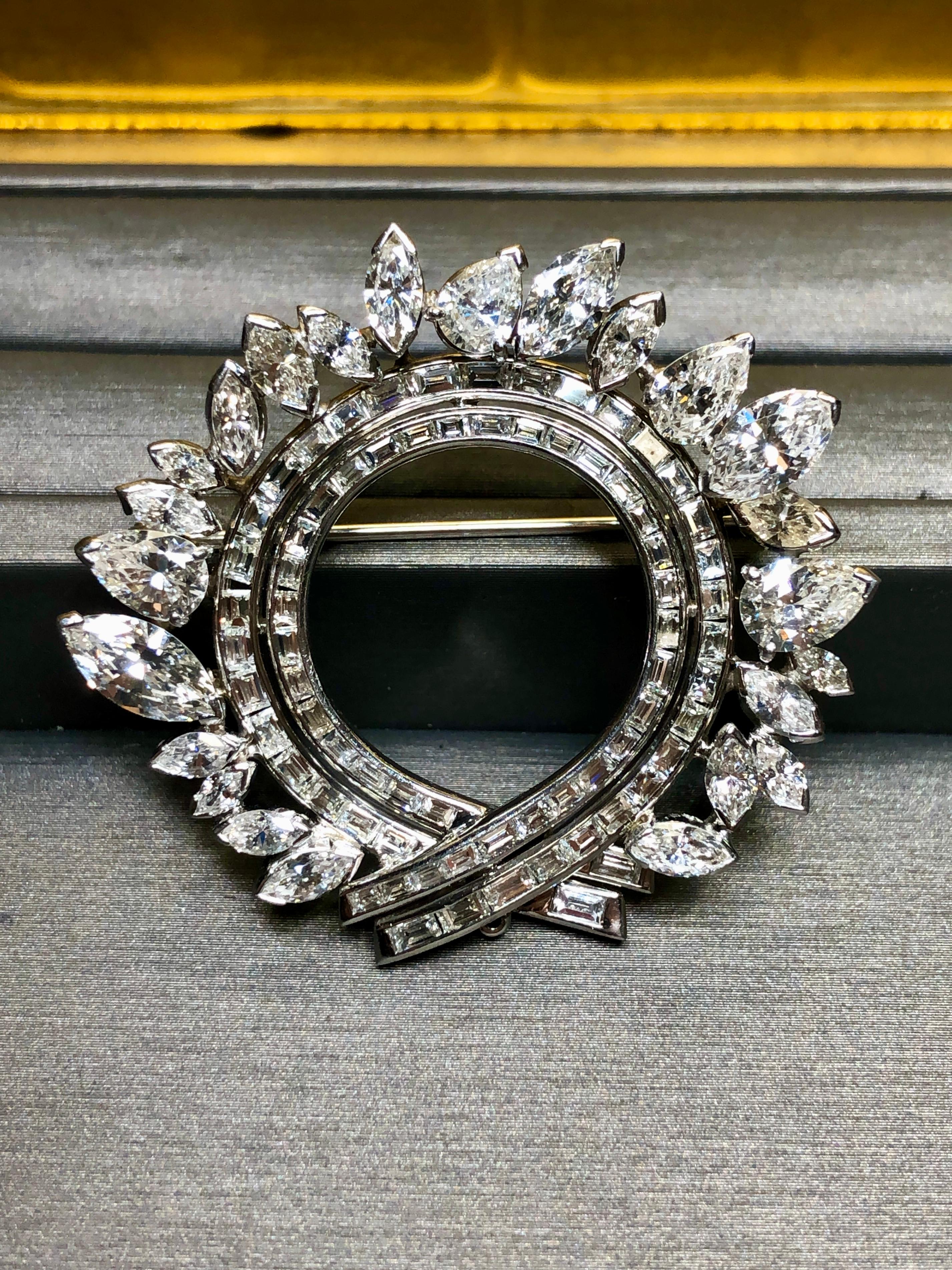 Femenino o masculino Vintage Platino Marquesa Pera Baguette Diamante Círculo Corona Broche 11ctw G Vs en venta