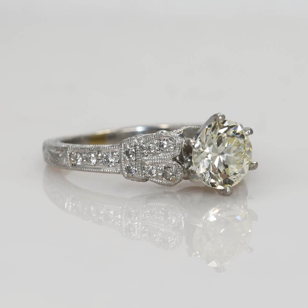 Vintage Platinum Old-European Cut Diamond Ring In Excellent Condition For Sale In Laguna Beach, CA