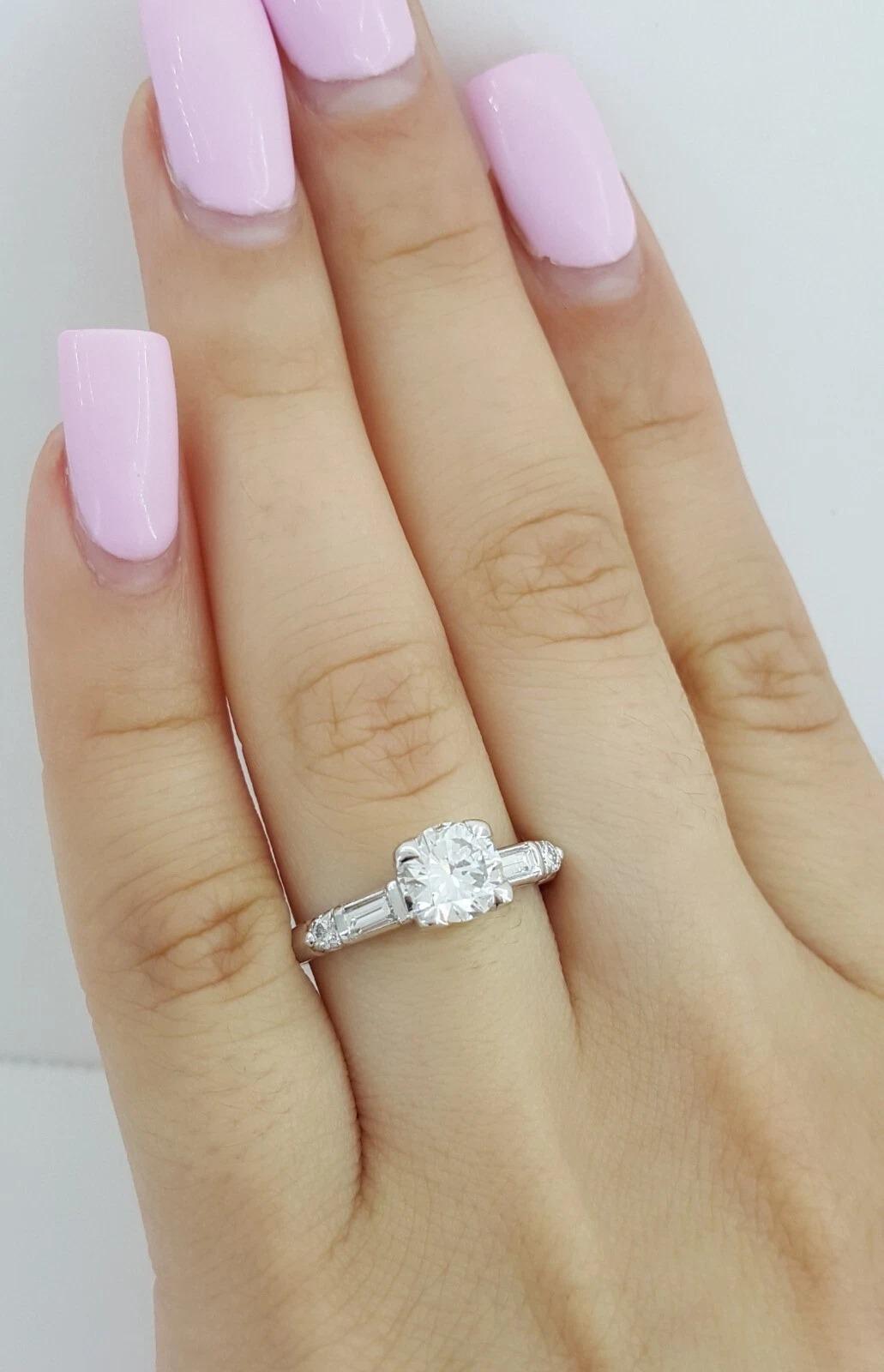 Vintage Platinum Old European Cut Diamond Three 3-Stone Anniversary Ring For Sale 1