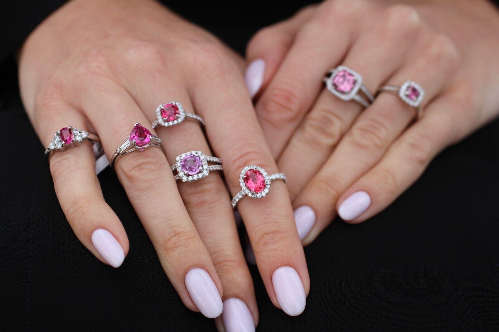 Anello vintage in platino con spinello ovale da 1,29 carati e diamante In condizioni ottime a Los Angeles, CA