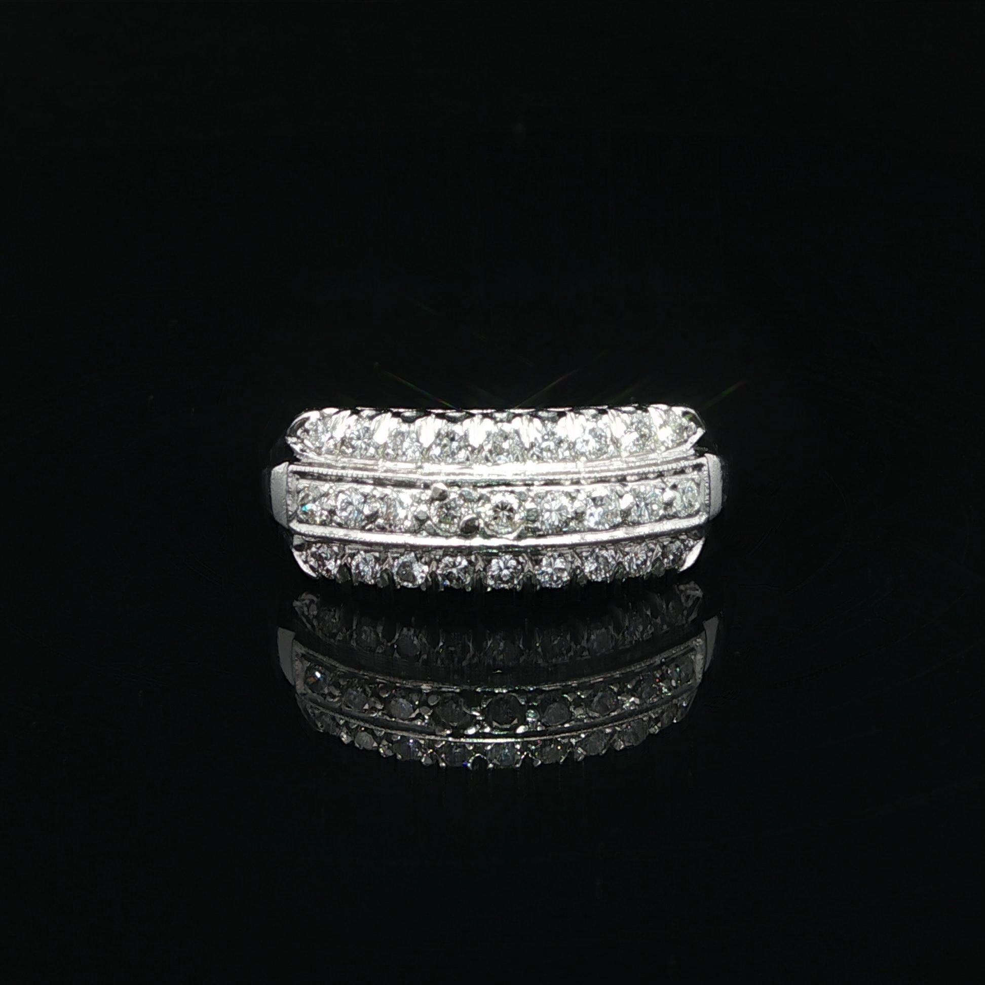 Anello vintage in platino e palladio da 0,40 carati con pavé di diamanti su 3 file in vendita 7