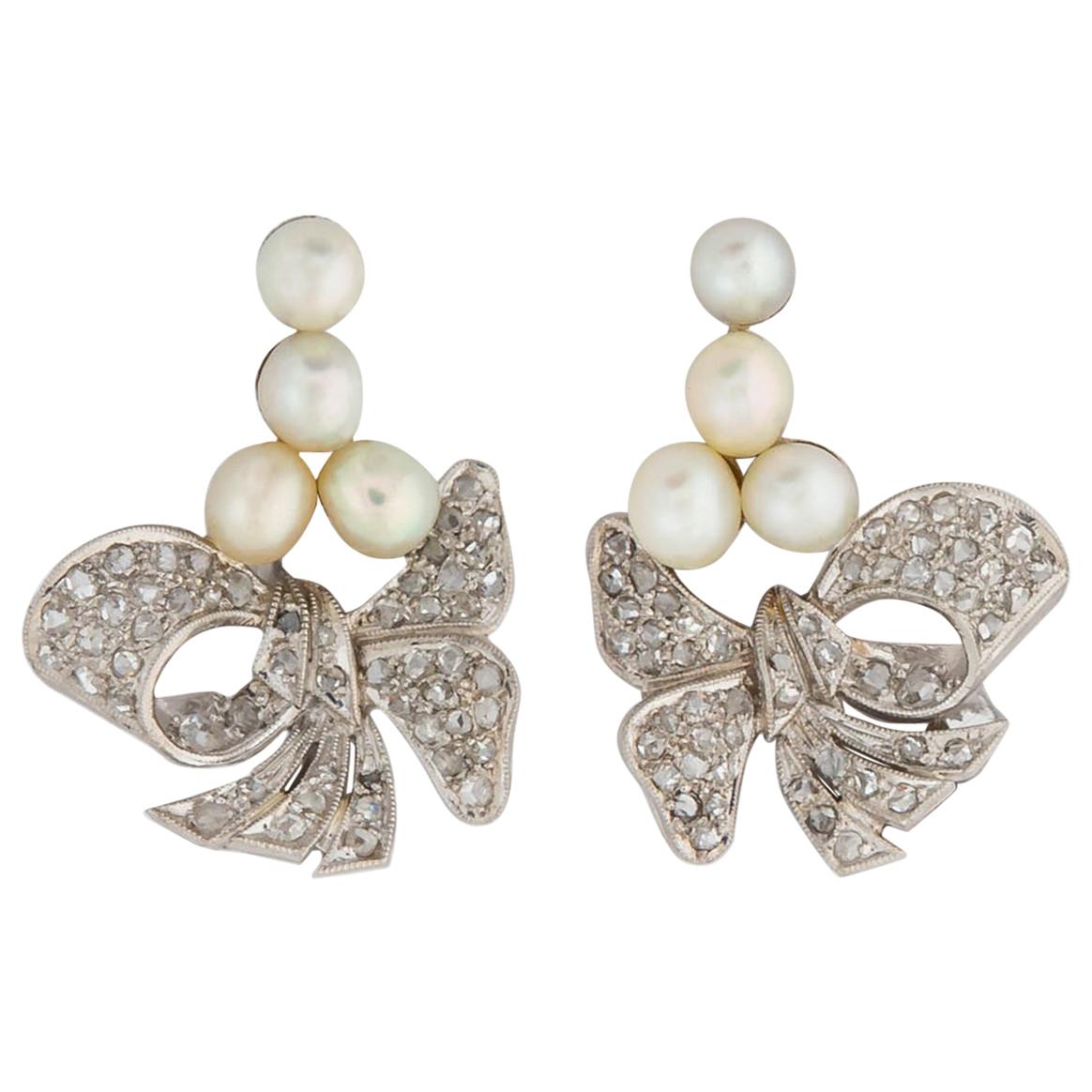 Boucles d'oreilles vintage en platine, perles et diamants